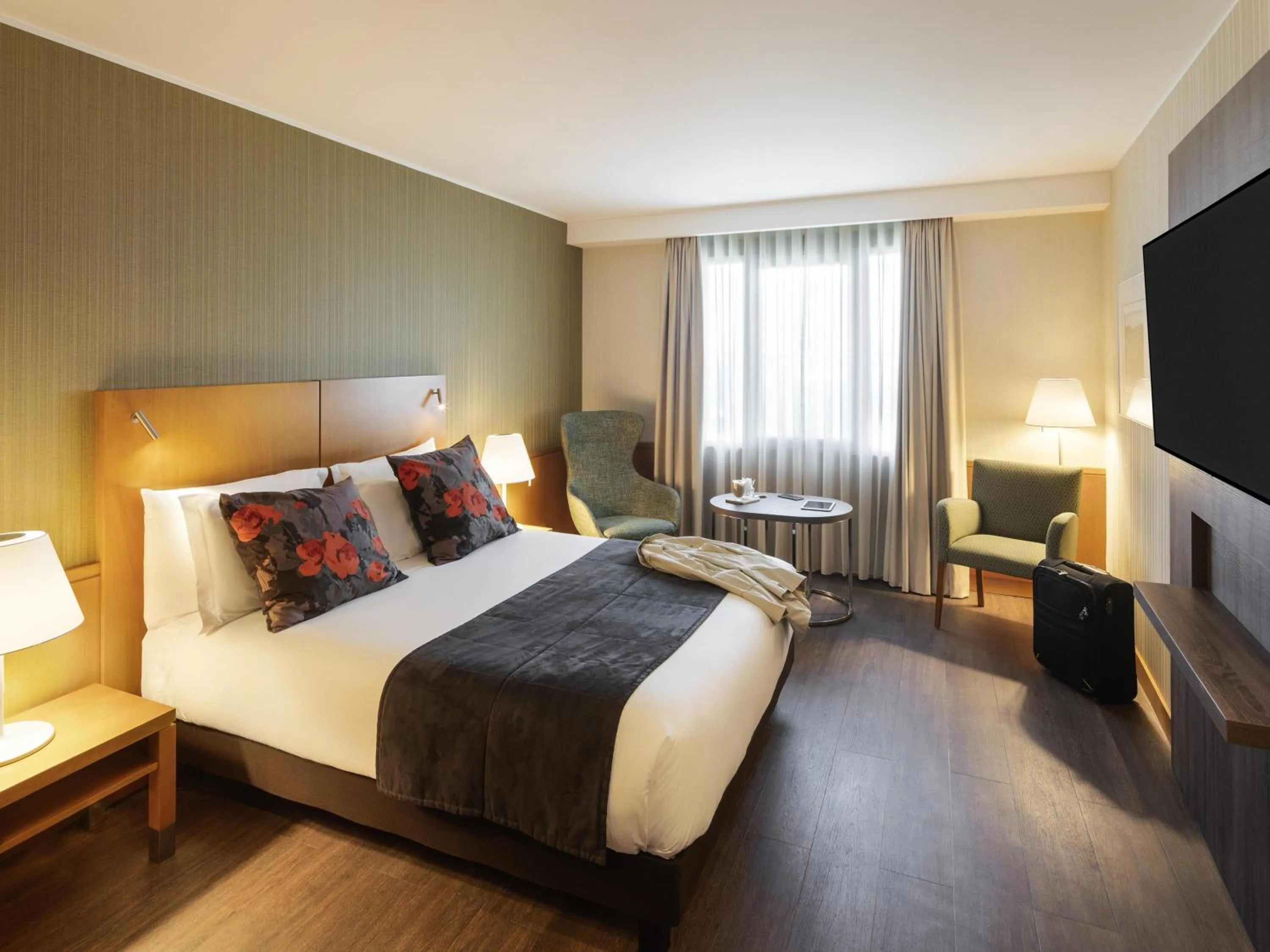 Bedroom, Bed in Hotel Mercure Porto Gaia