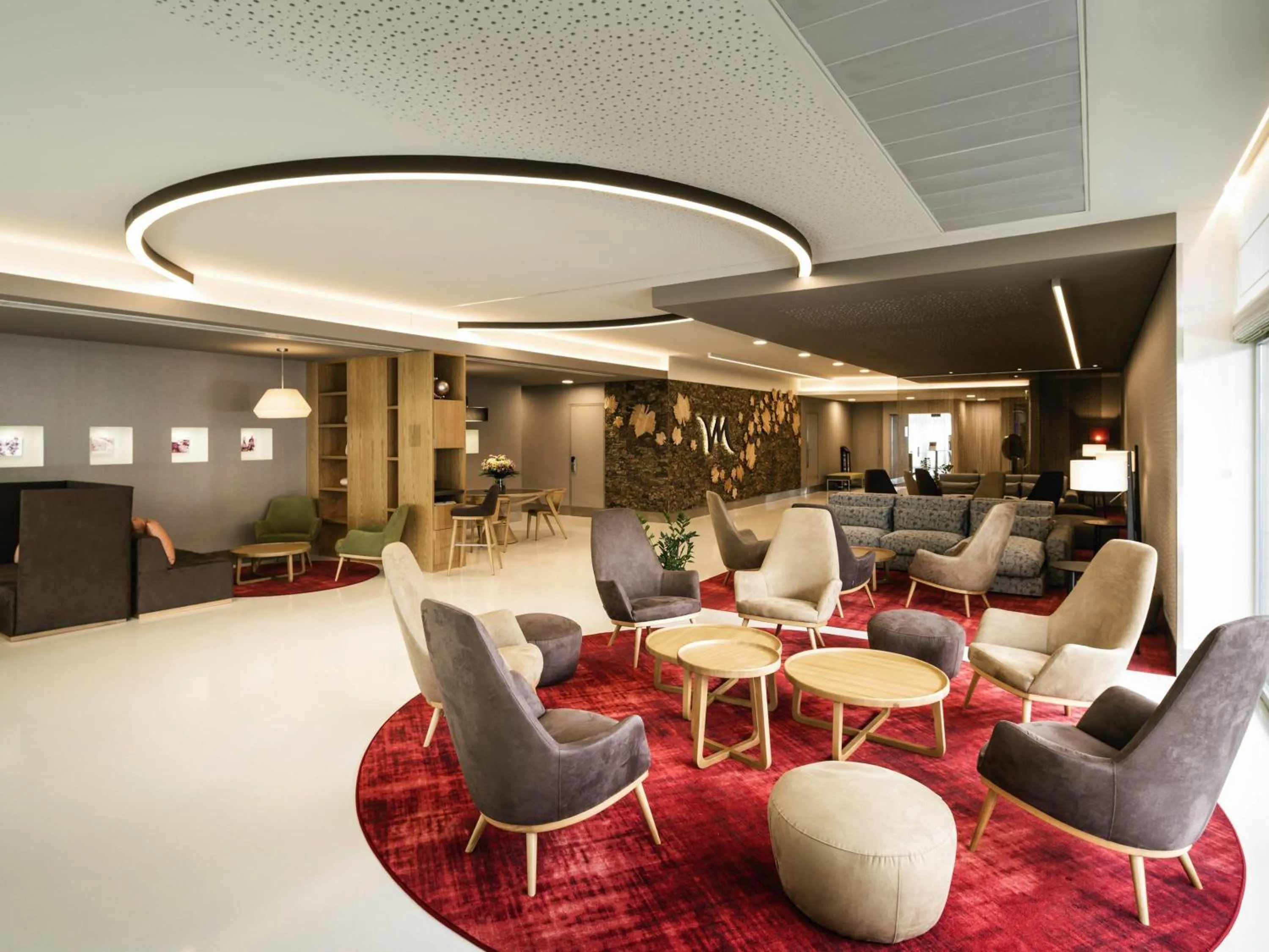 Lounge or bar in Hotel Mercure Porto Gaia