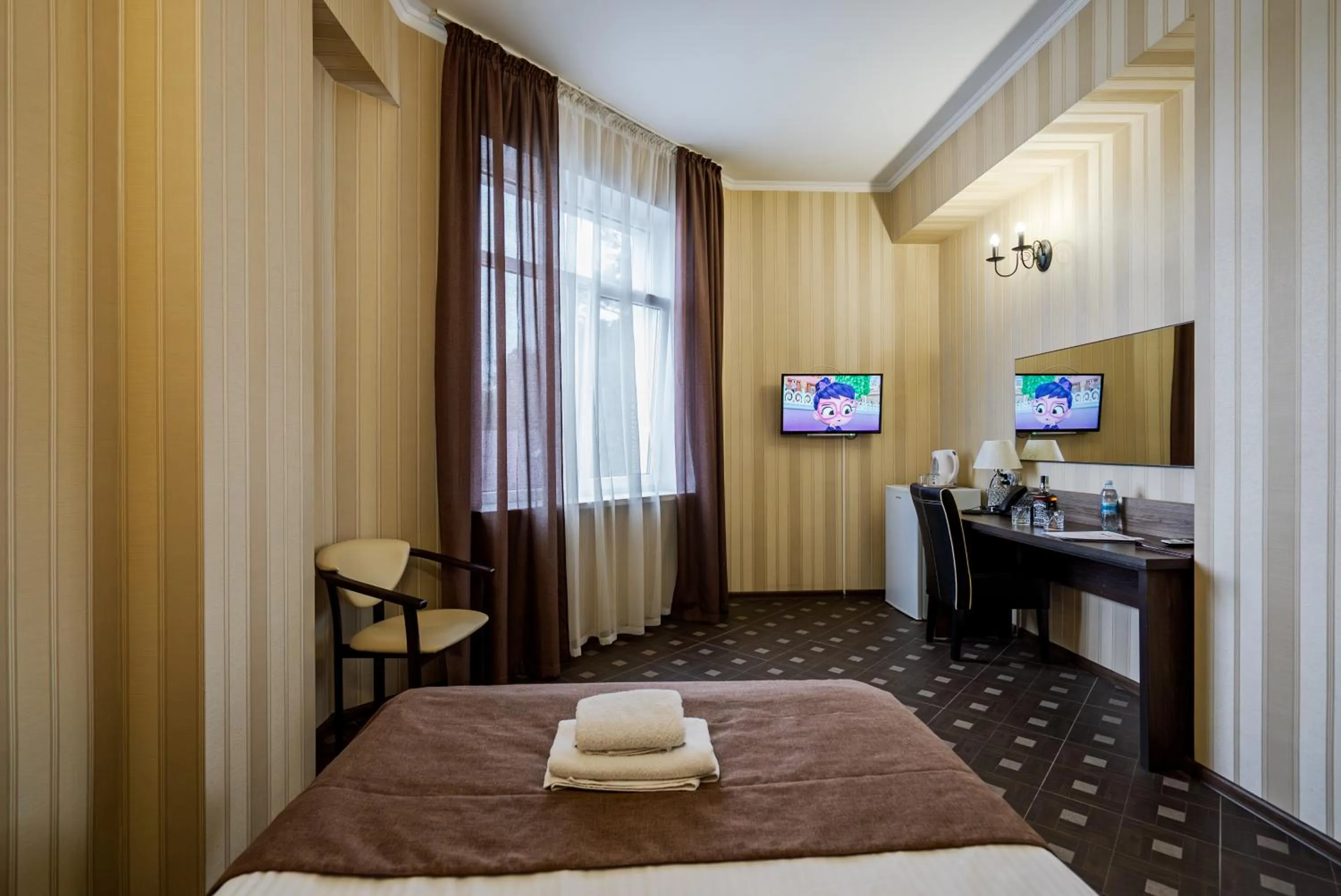 TV and multimedia, Bed in Hotel Verhovina