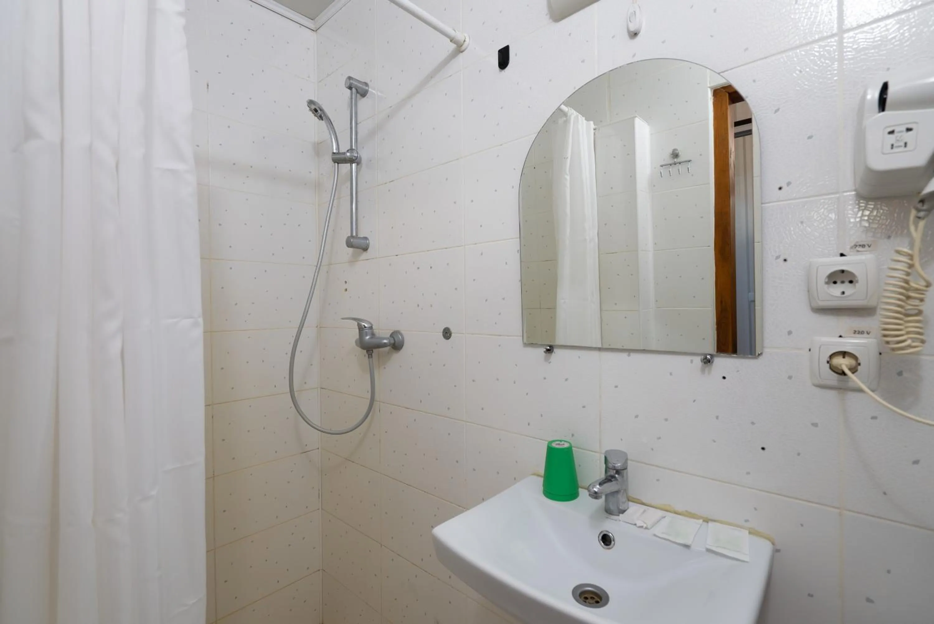 Shower in Hotel Verhovina