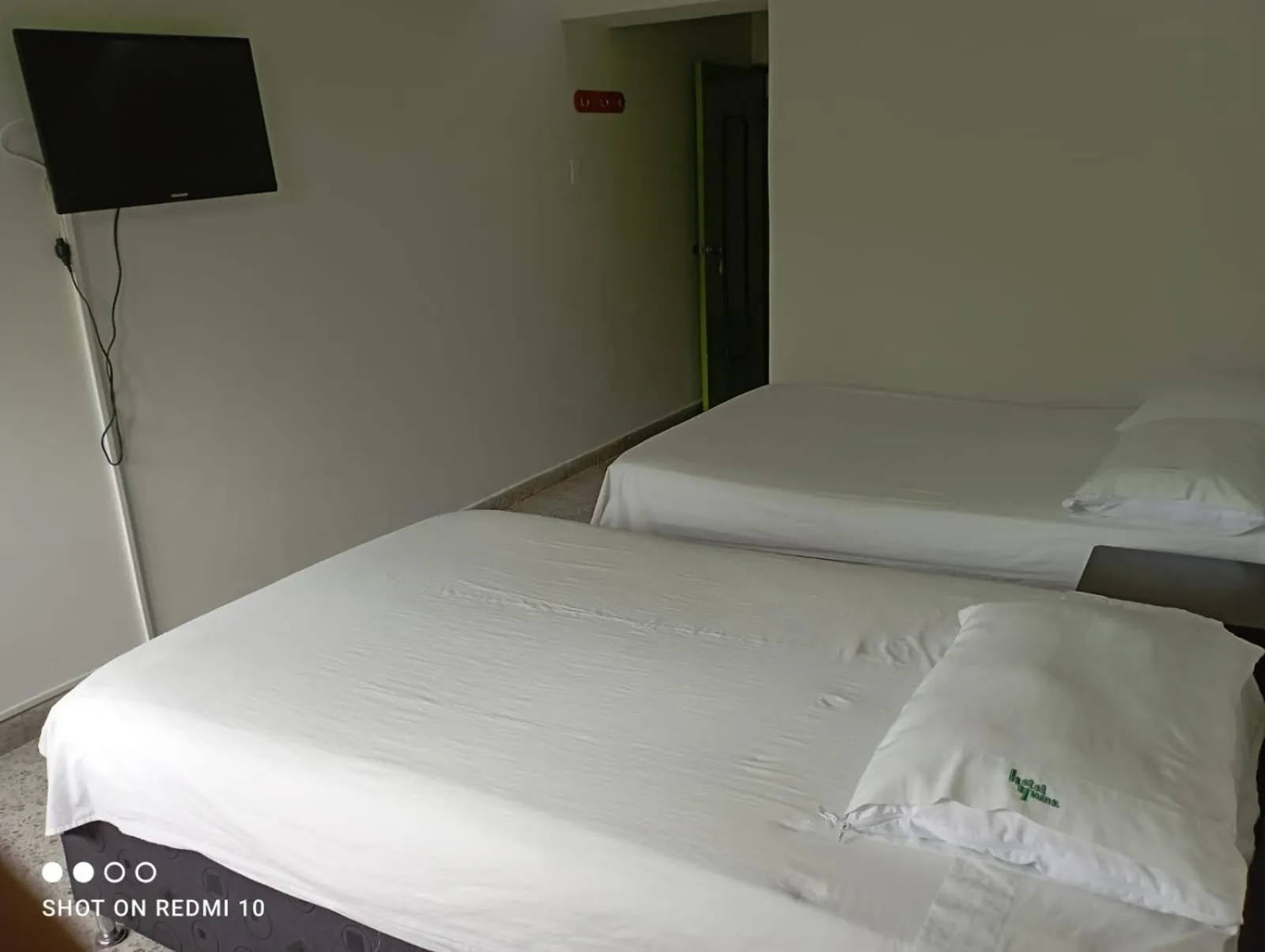 TV and multimedia, Bed in Hotel Albatros