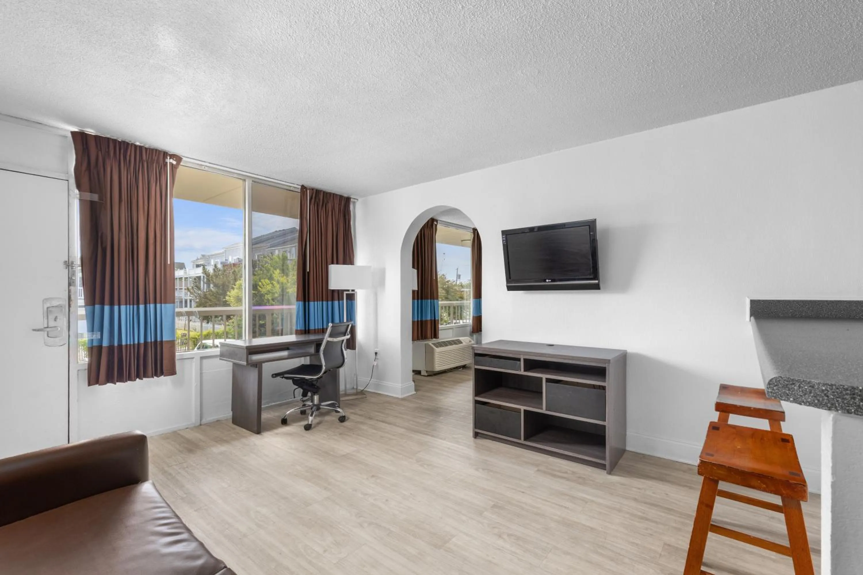 Living room in Casa Del Mar Hotel