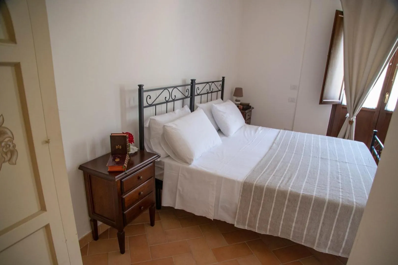 Bed in Convento San Bernardino