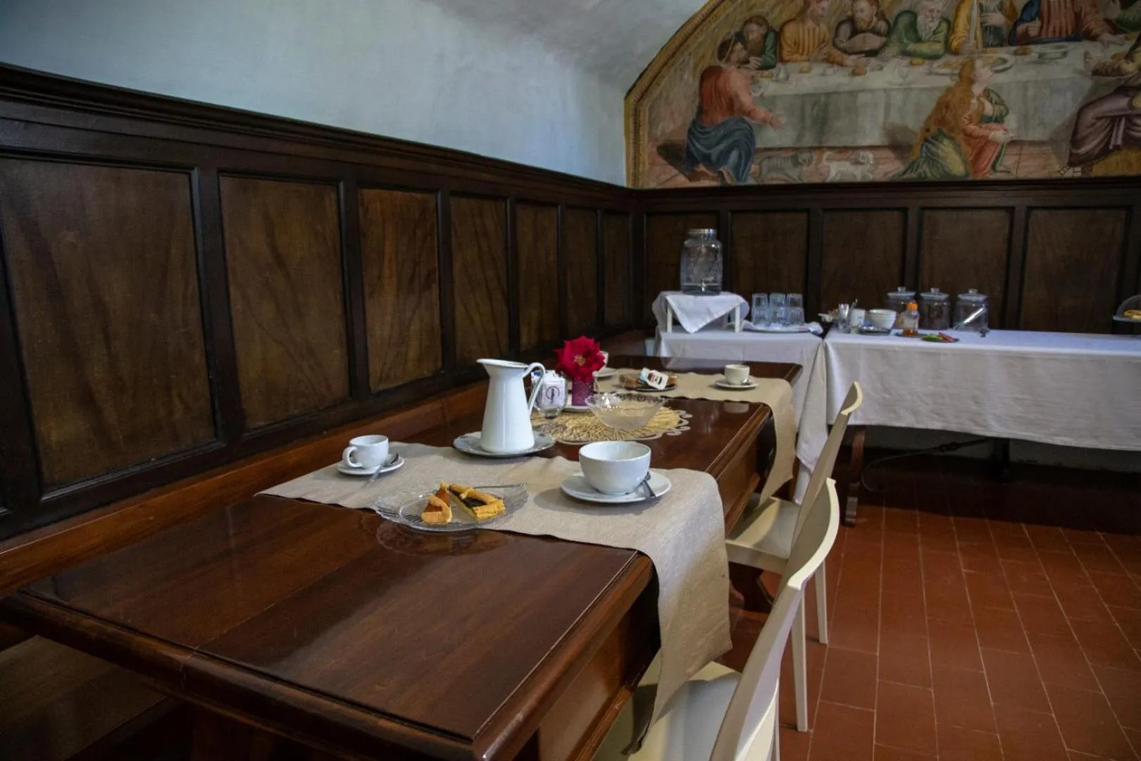 Restaurant/places to eat in Convento San Bernardino