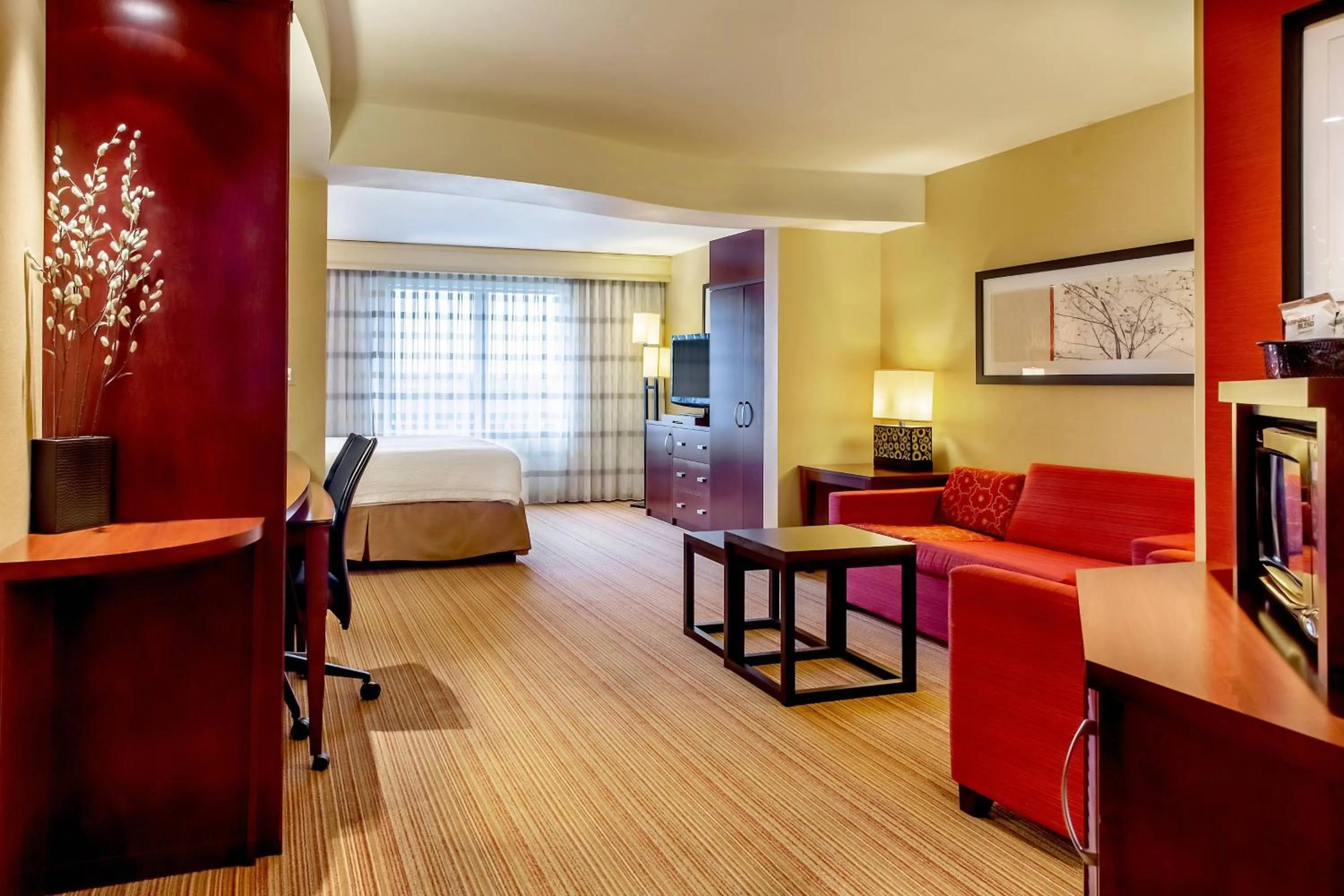 Bedroom, Bed in Courtyard by Marriott Lexington Keeneland/Airport