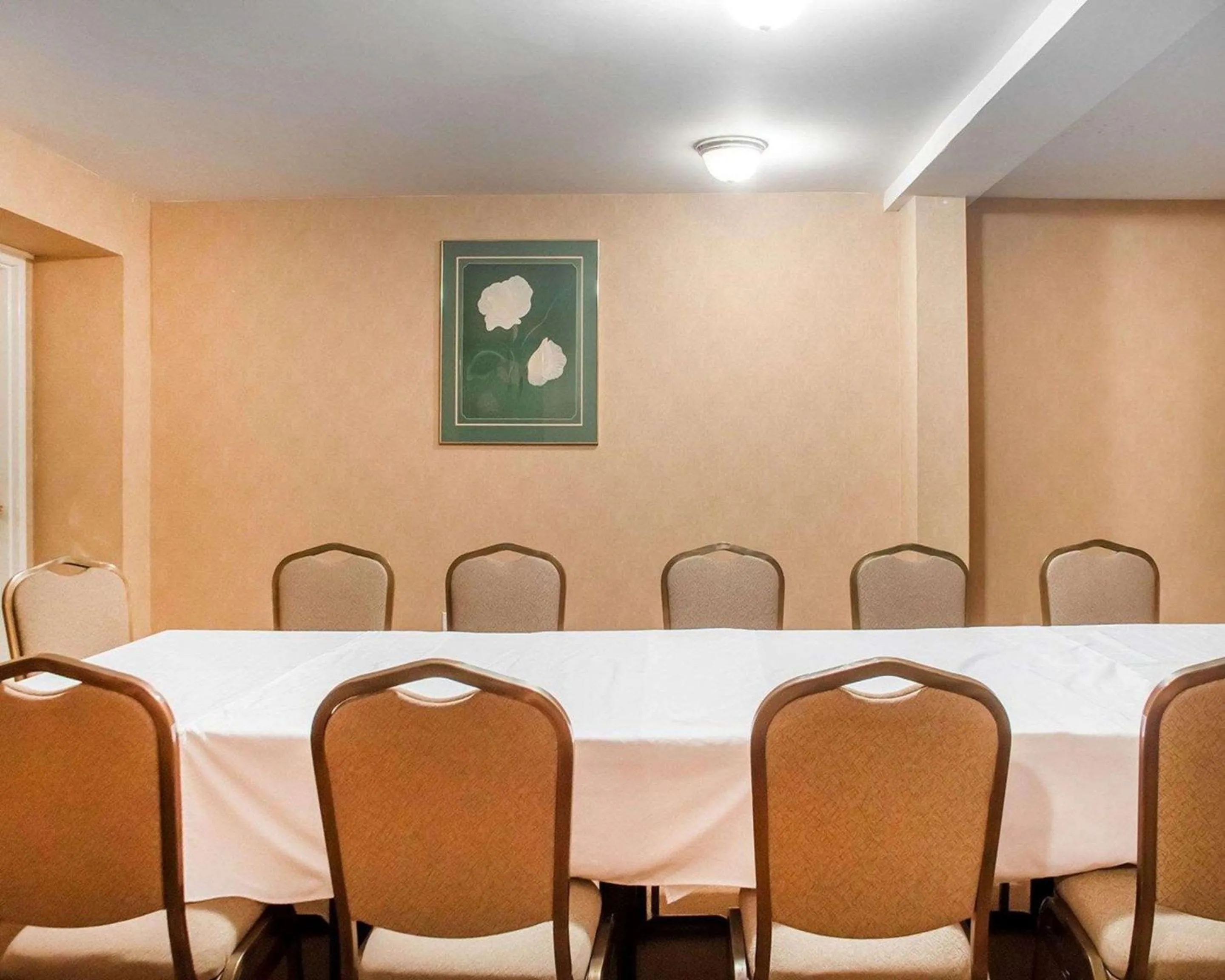 Meeting/conference room in Woodstock Inn and Suites