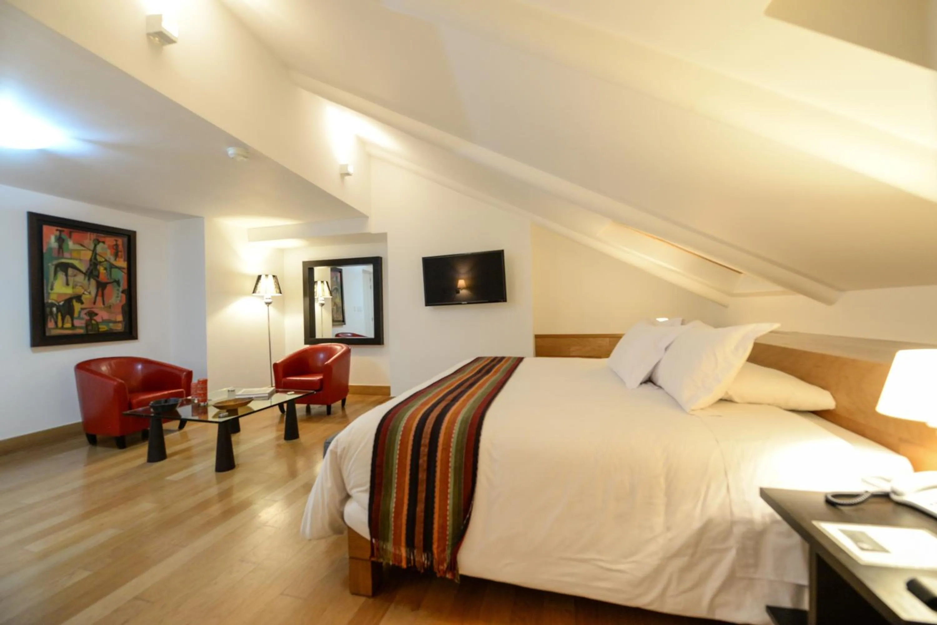 Photo of the whole room, Bed in Hotel Plaza de Armas Cusco