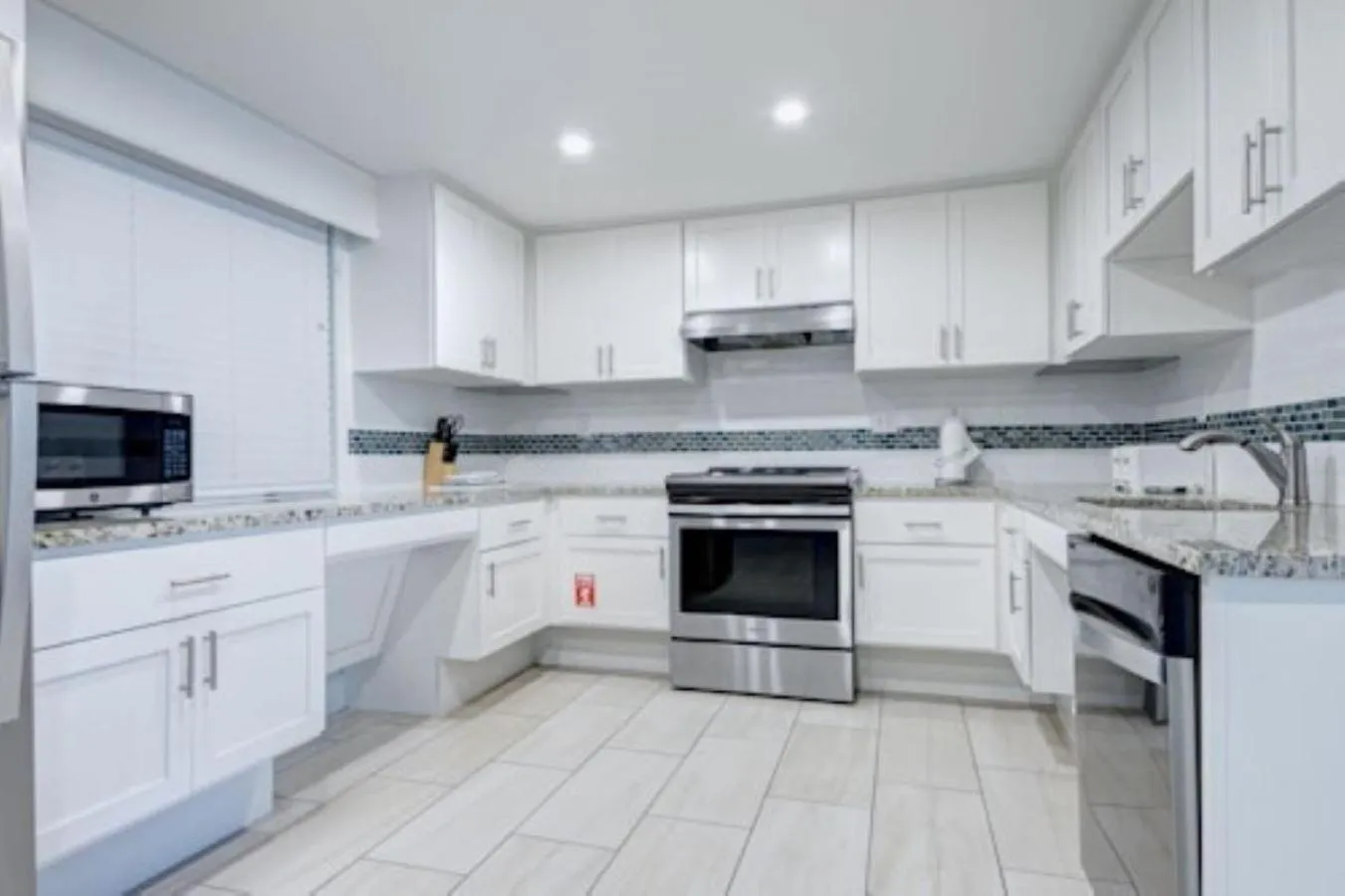 kitchen in Grand Seas by Exploria Resorts