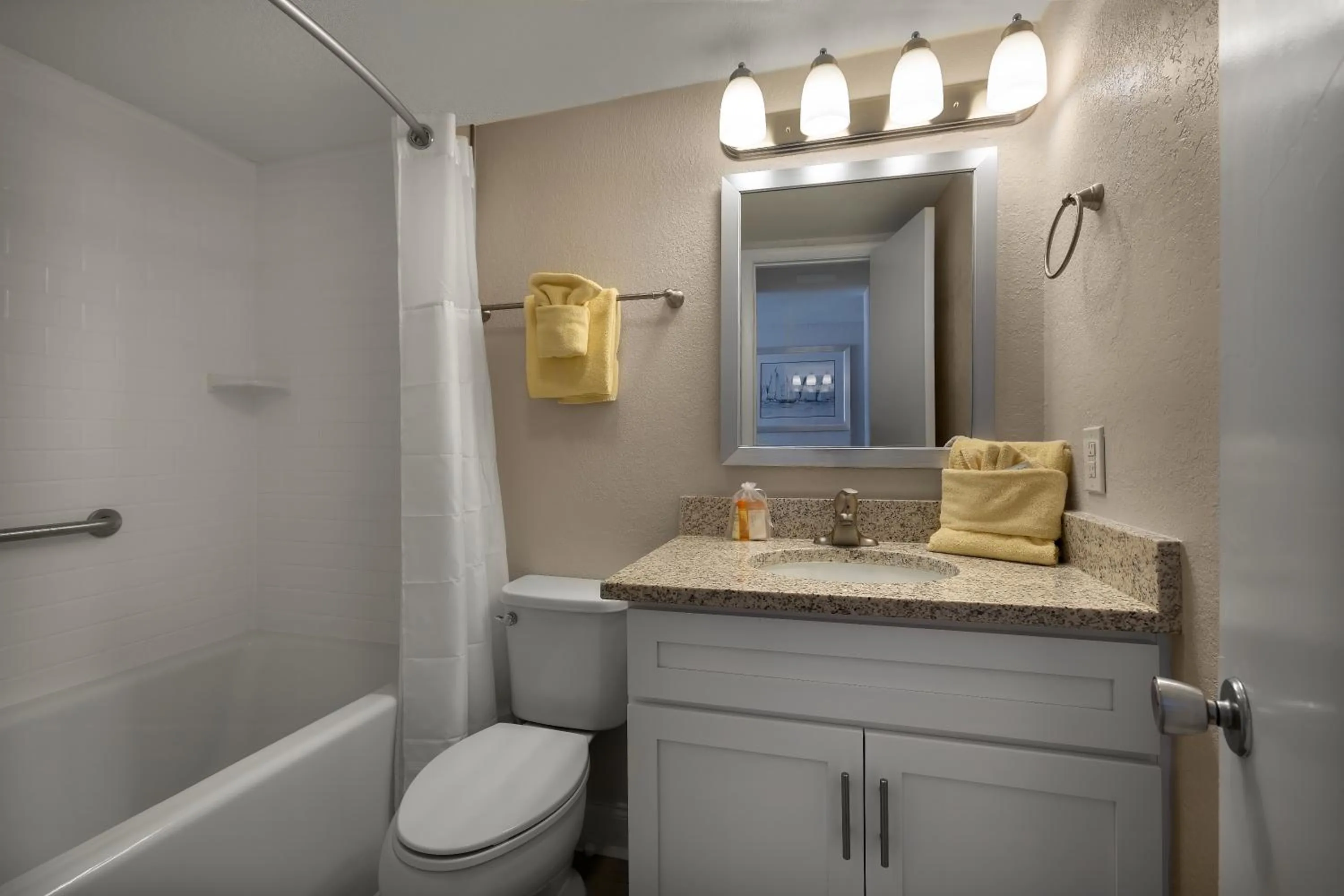 Shower in Maritime Beach Club