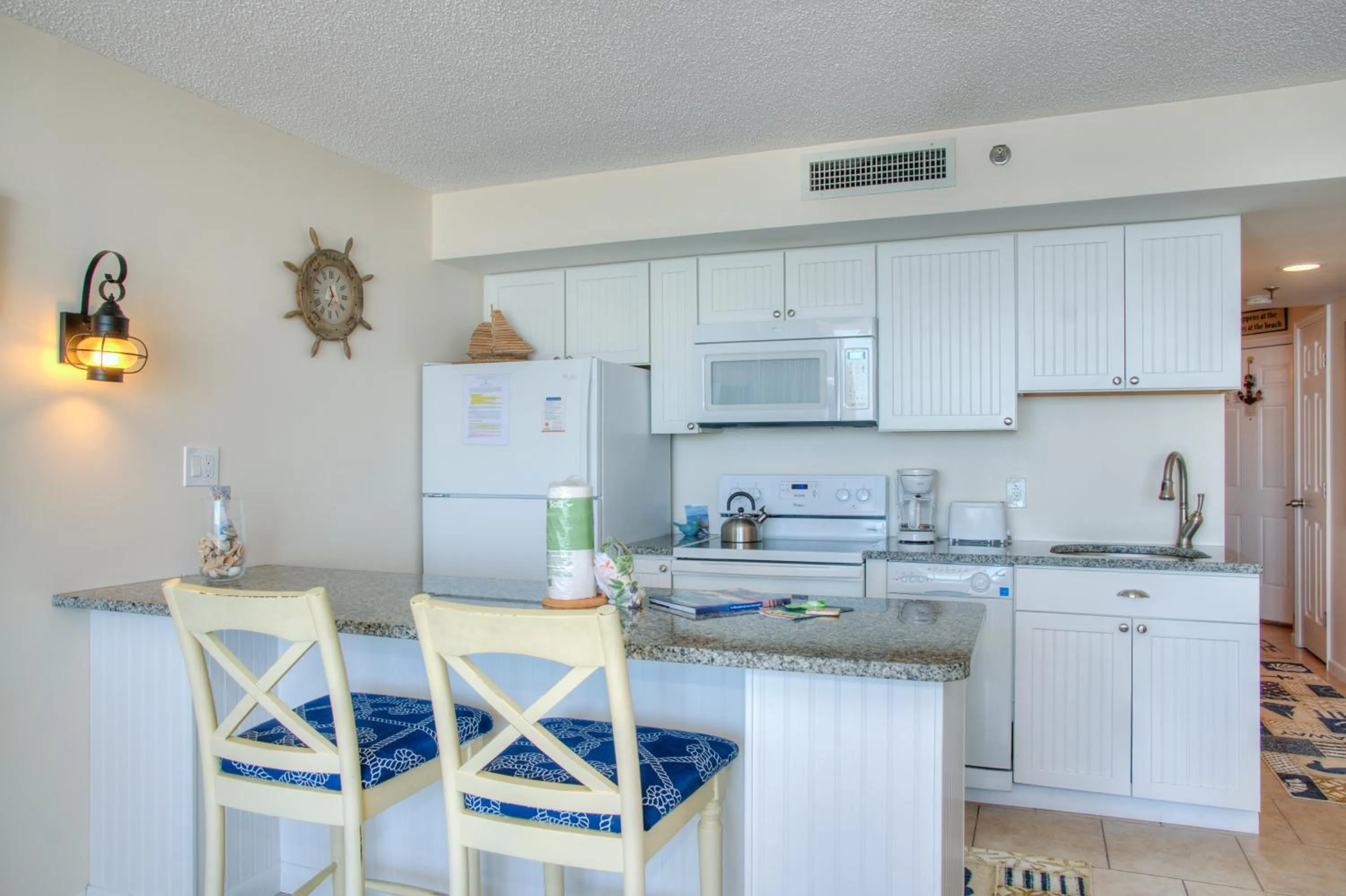 Kitchen or kitchenette in Ocean Forest Plaza by Palmetto Vacations