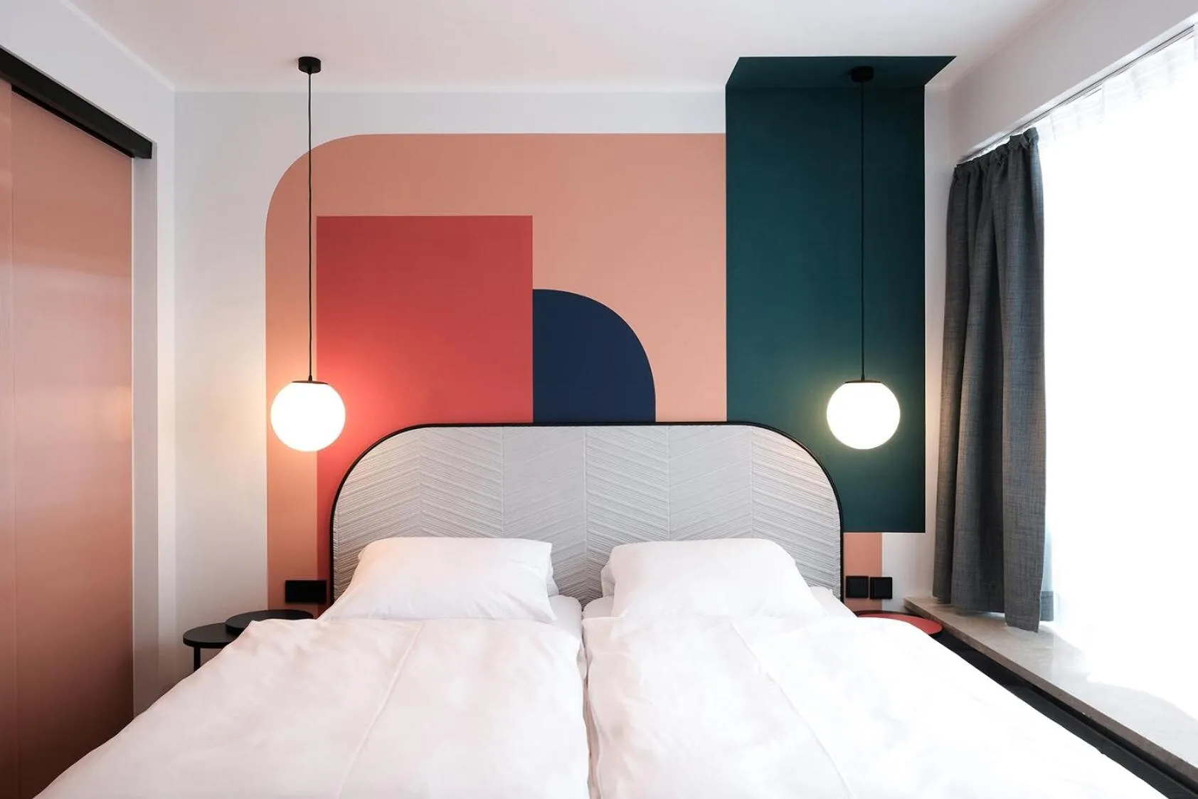 Photo of the whole room, Bed in The Dot | 24/7 Checkin