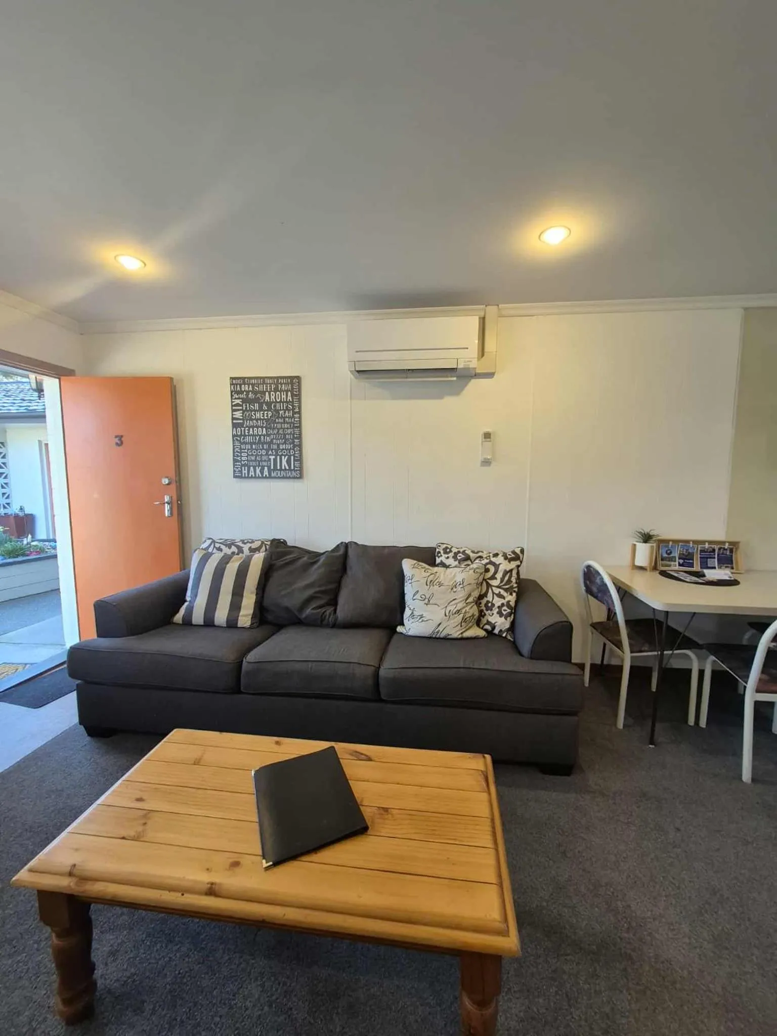 Seating area in Alexandra Motor Lodge NZ