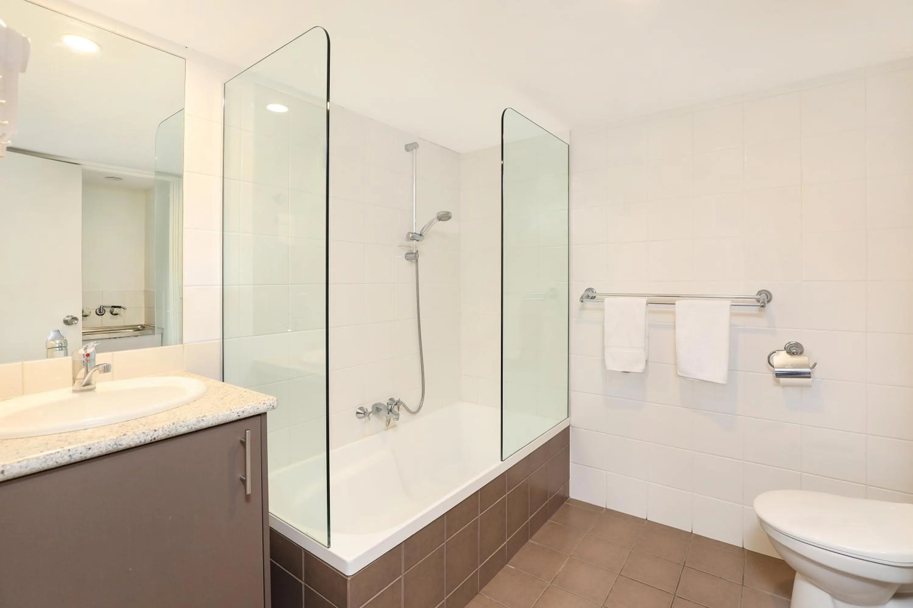 Bathroom in Spinnaker Quays