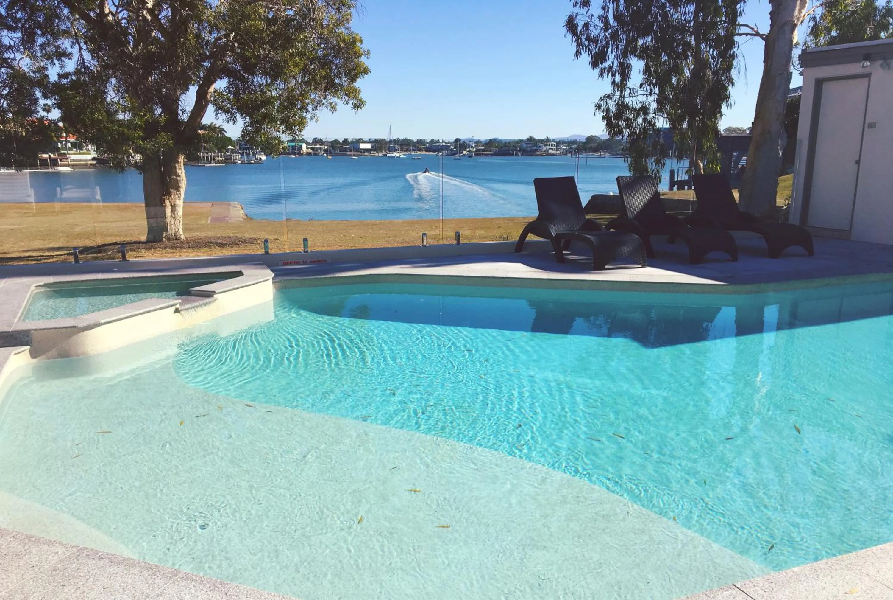 Swimming pool in Spinnaker Quays