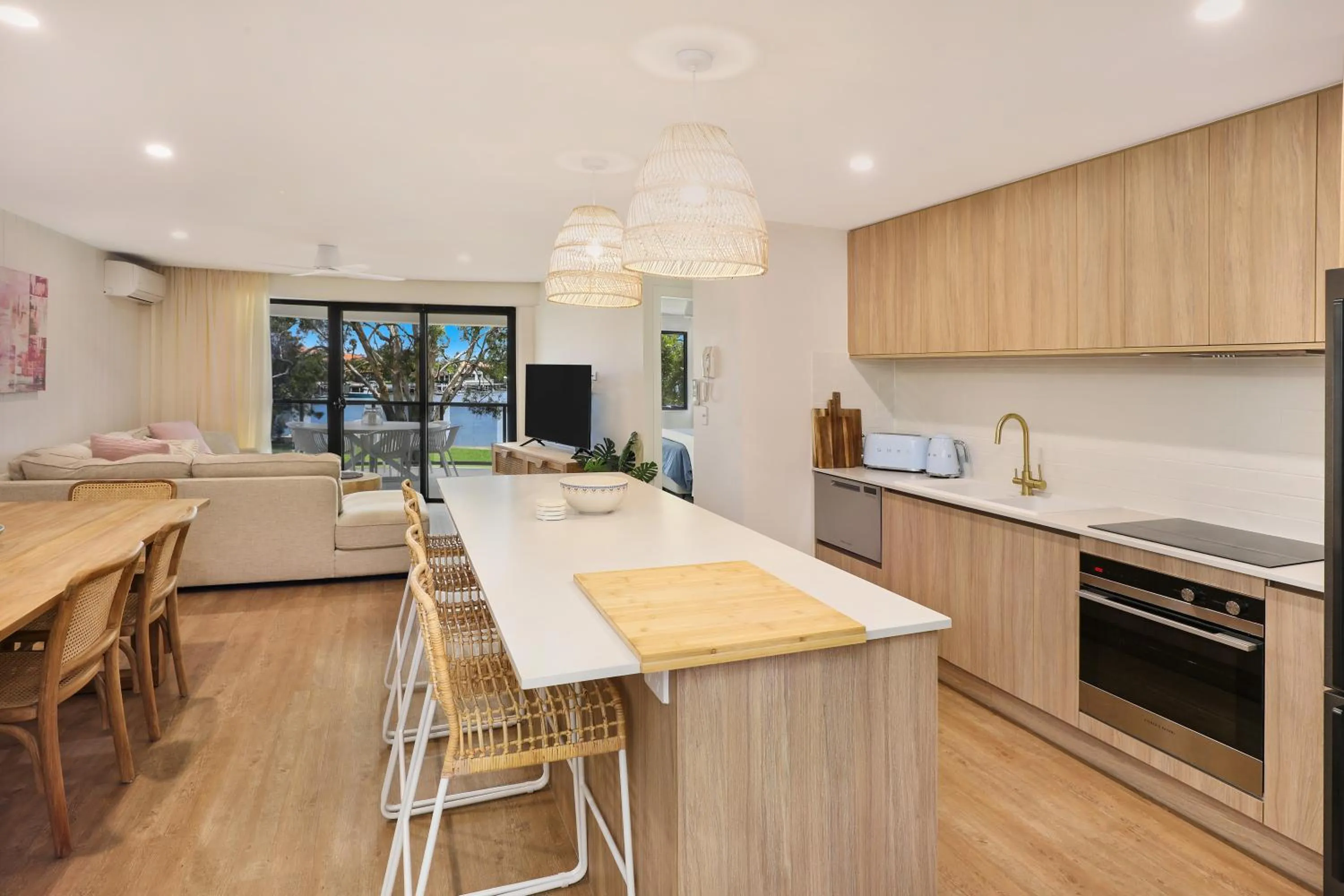 Kitchen or kitchenette in Spinnaker Quays