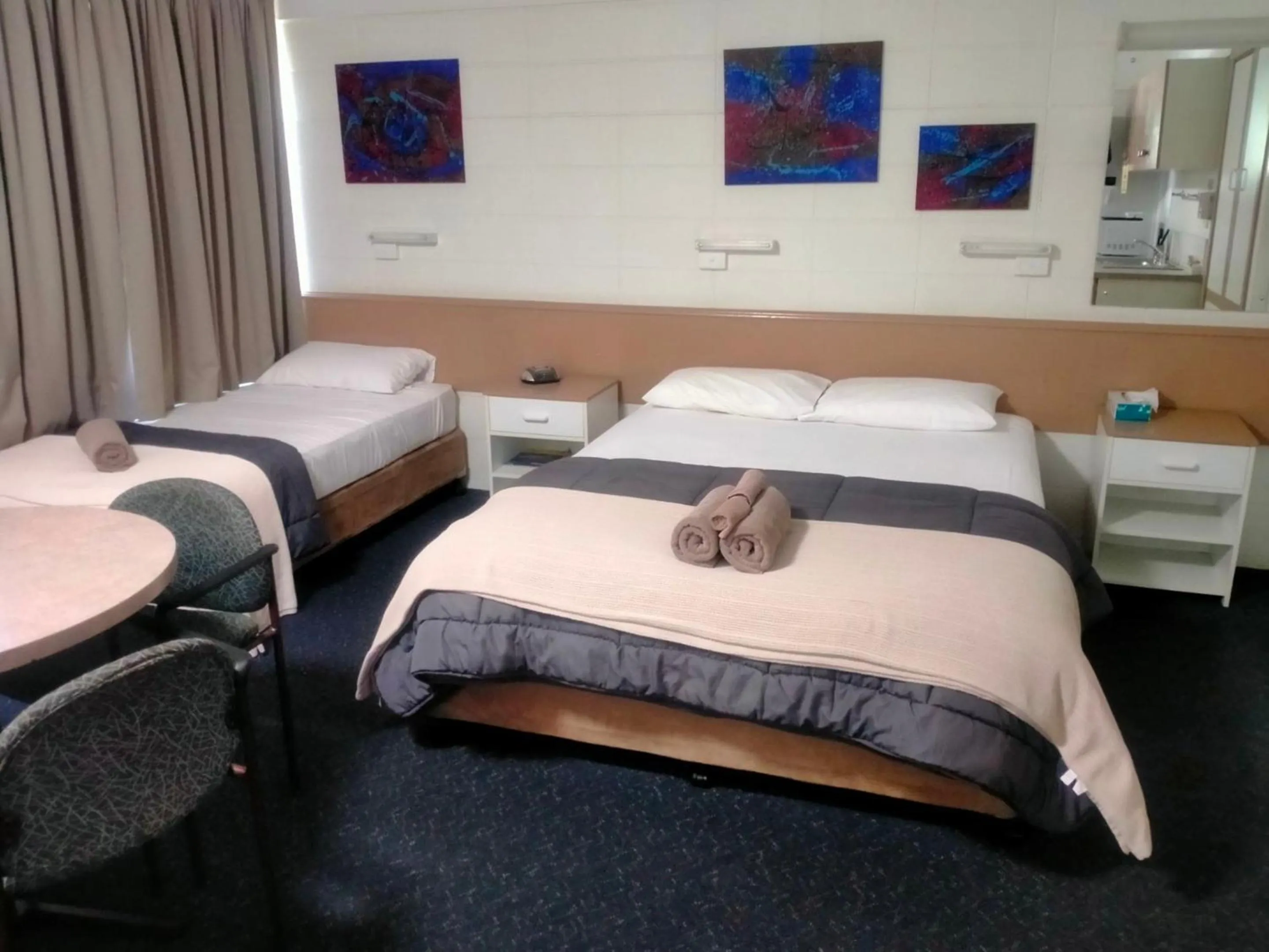 Bed in Oakey Motel