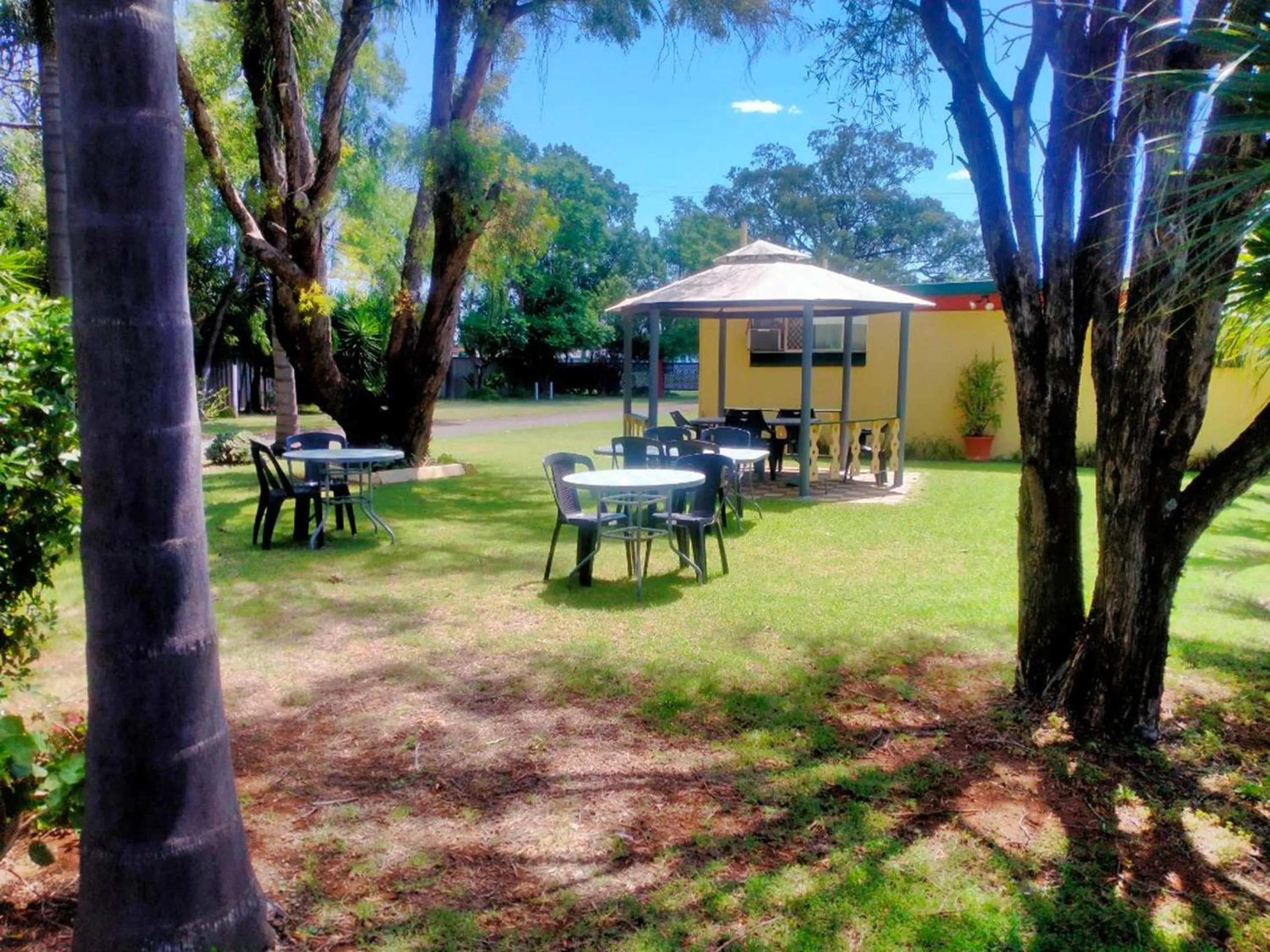 Garden in Oakey Motel