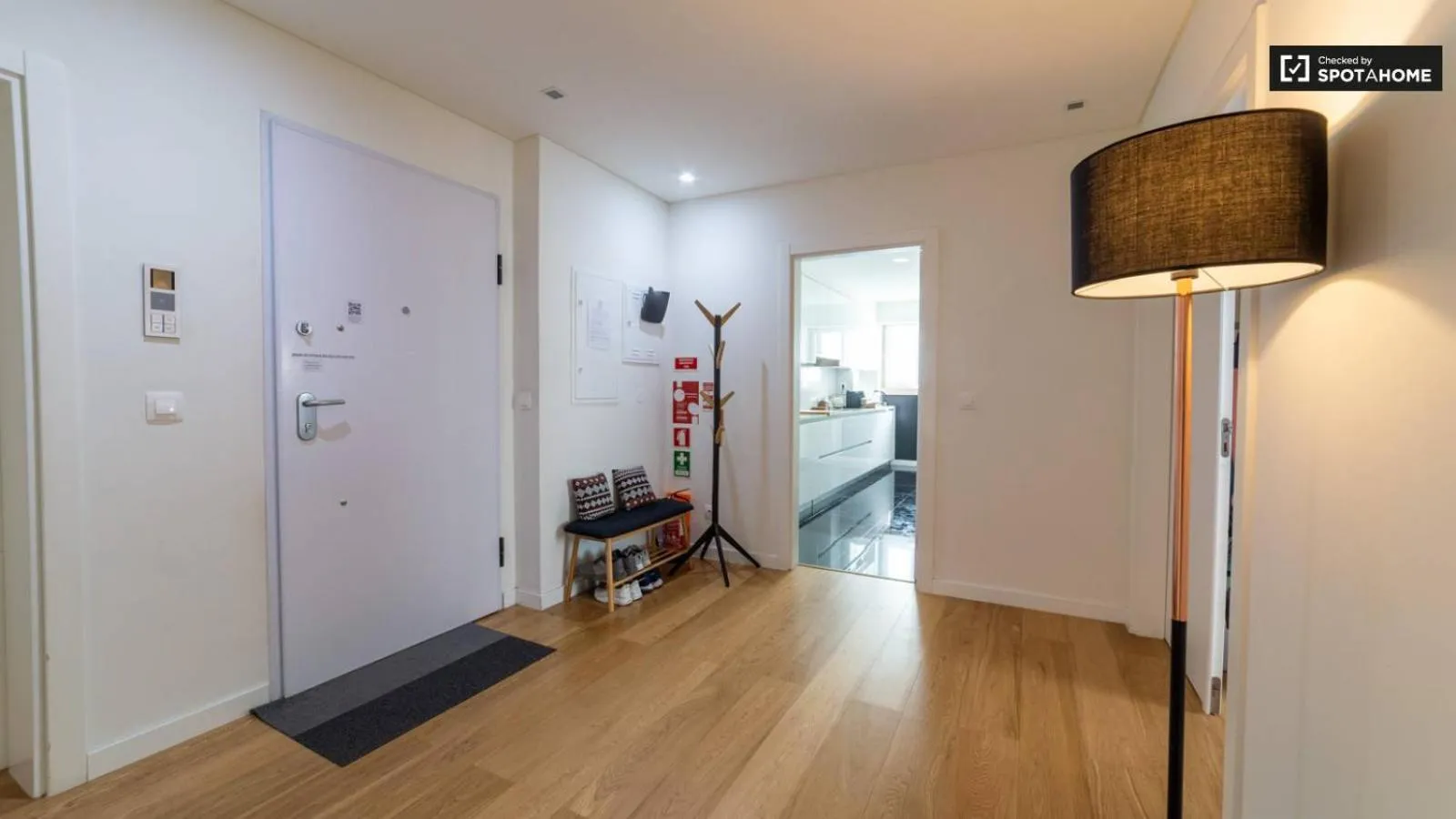 Lobby or reception in Industrial Lisbon Apartment