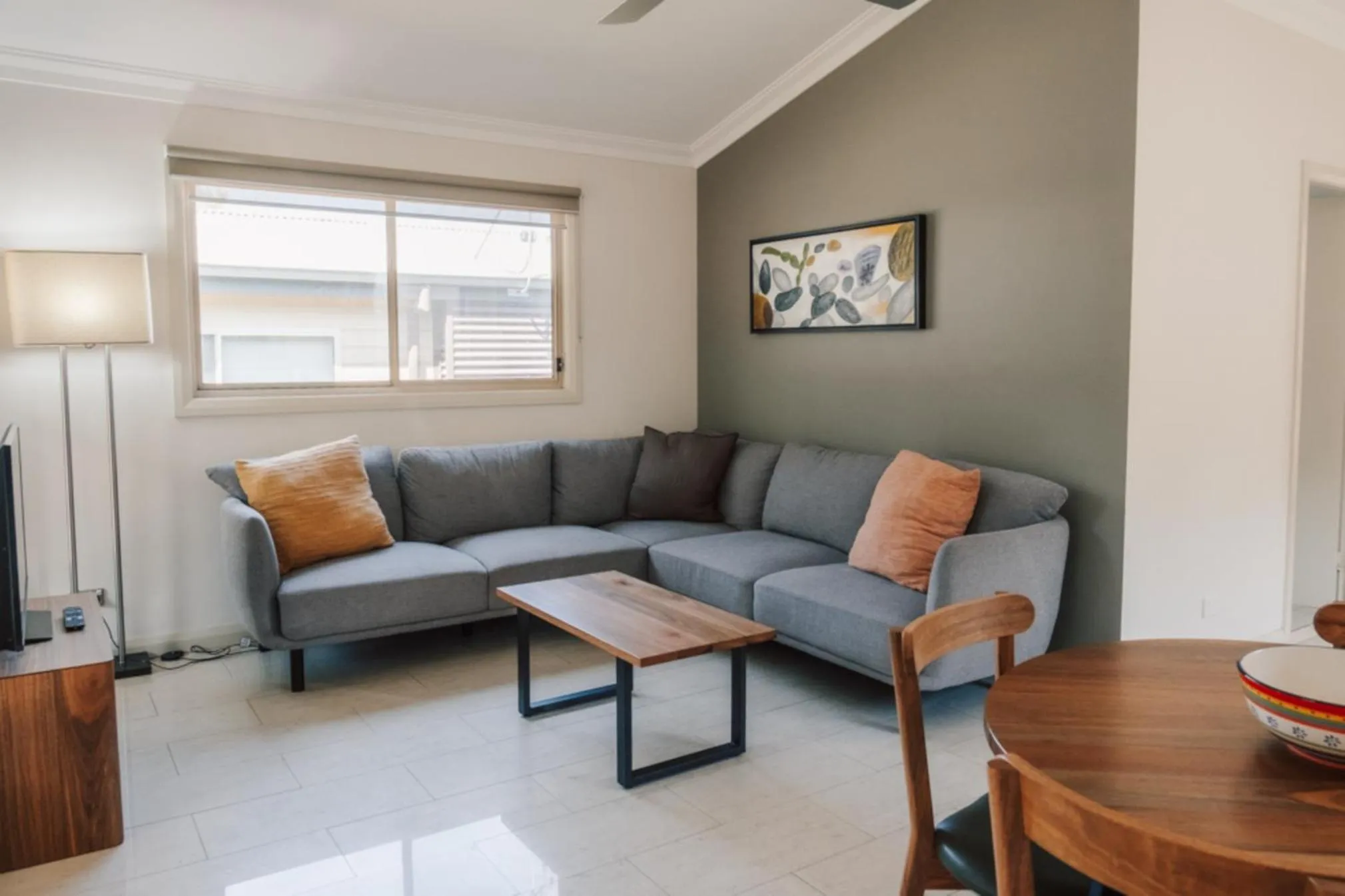 Living room in Alivio Tourist Park Canberra