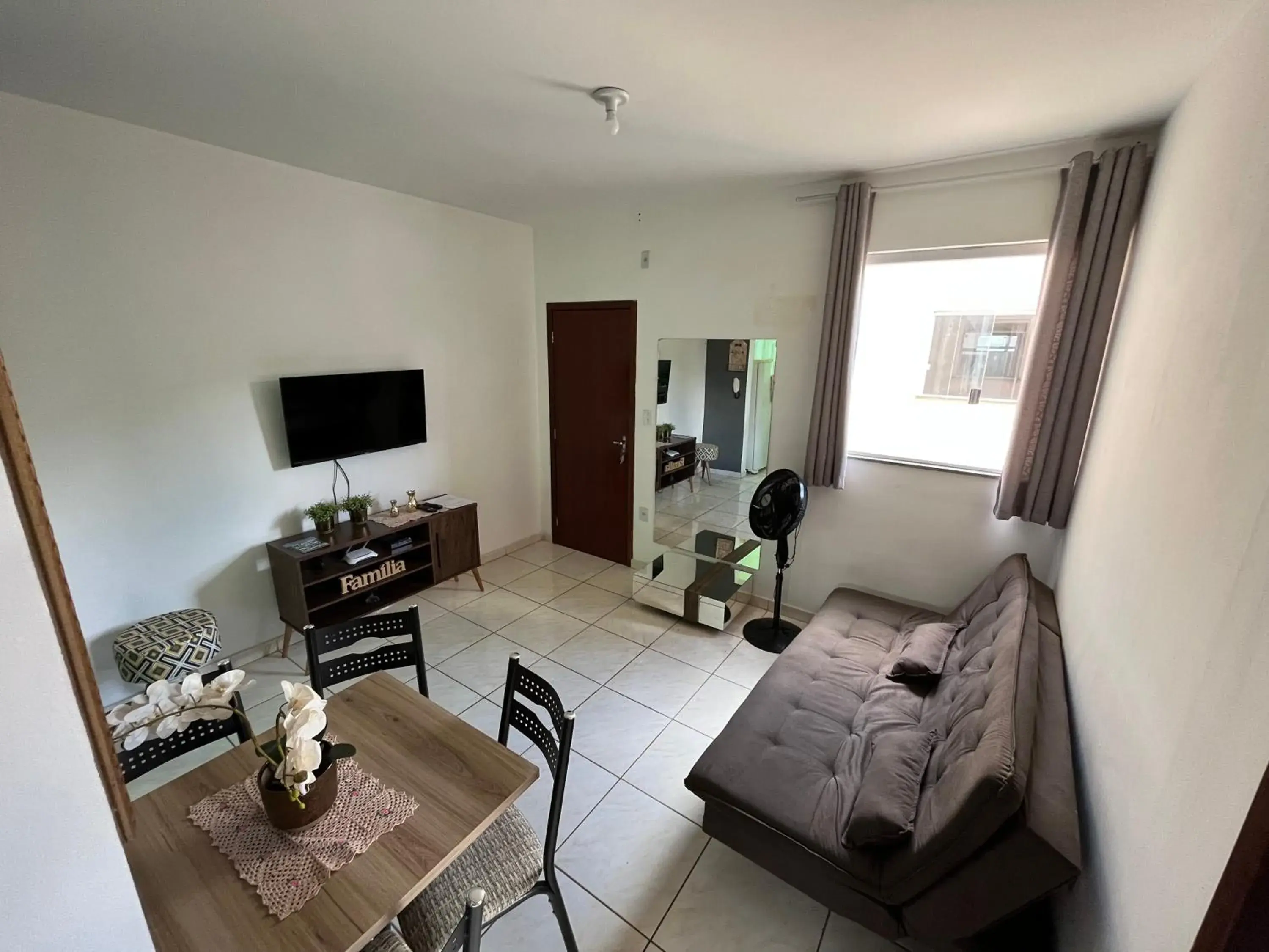 Communal lounge/ TV room in AP Luxo Queen Communal lounge/ TV room in AP Luxo Queen