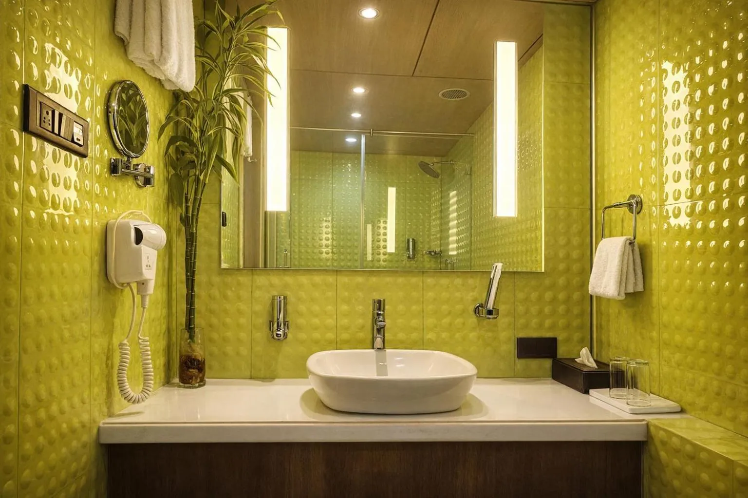 Bathroom in Dragonfly Hotel - The Art Hotel