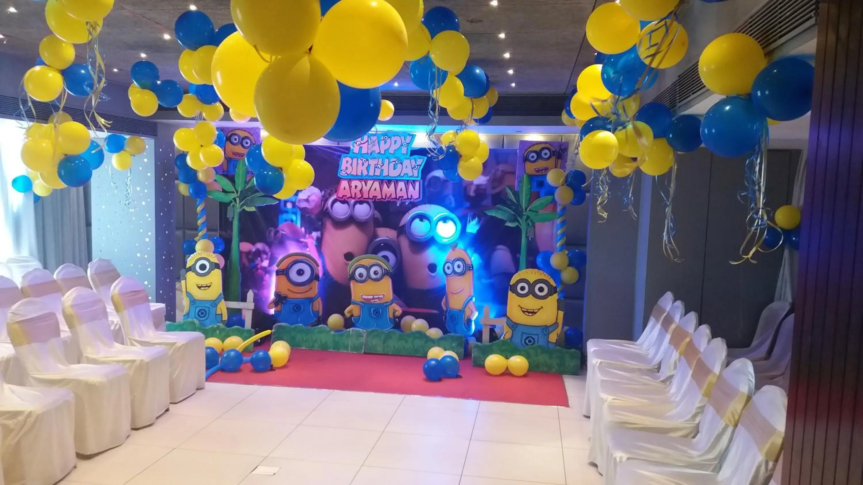 Day in Dragonfly Hotel - The Art Hotel