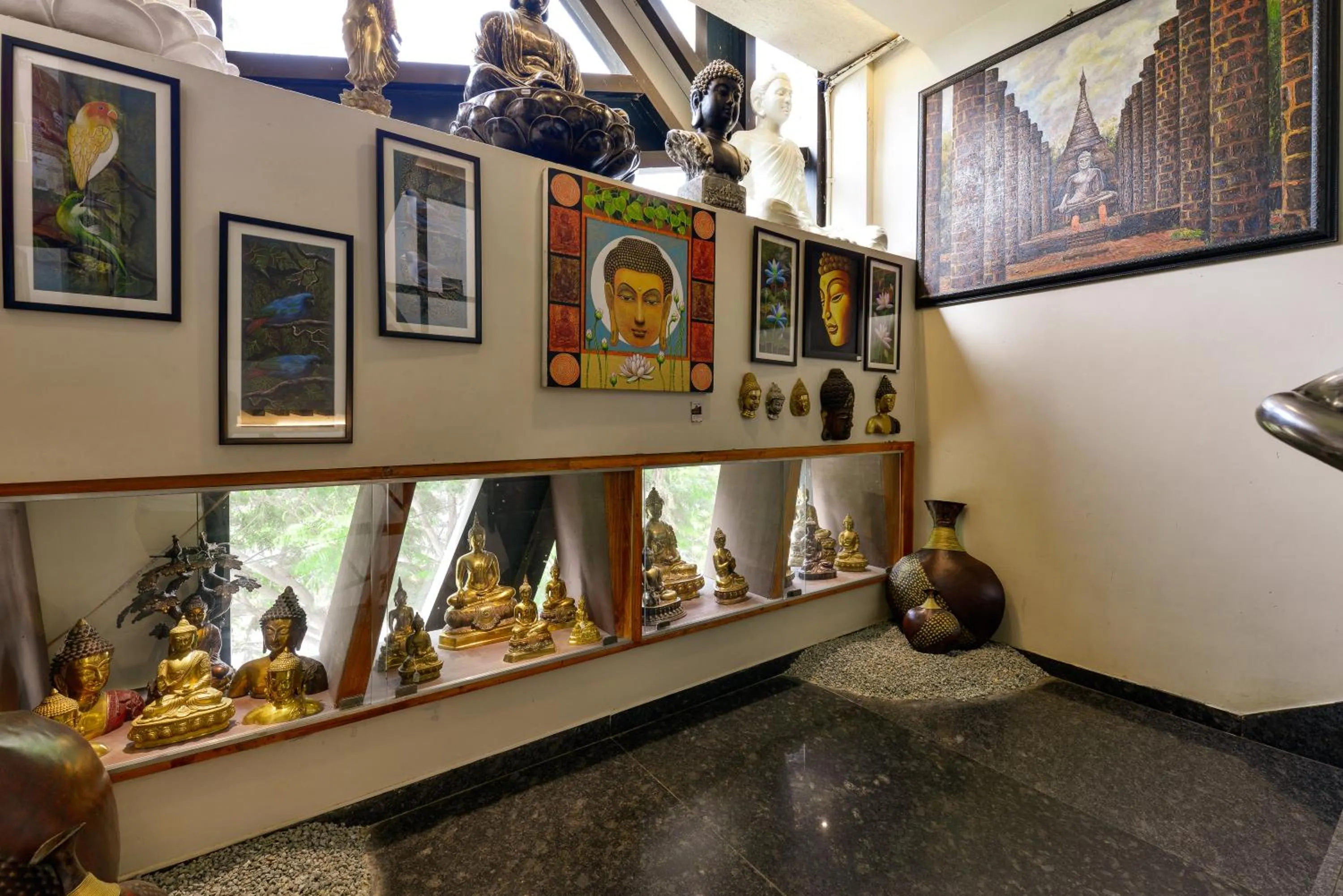 Decorative detail in Dragonfly Hotel - The Art Hotel