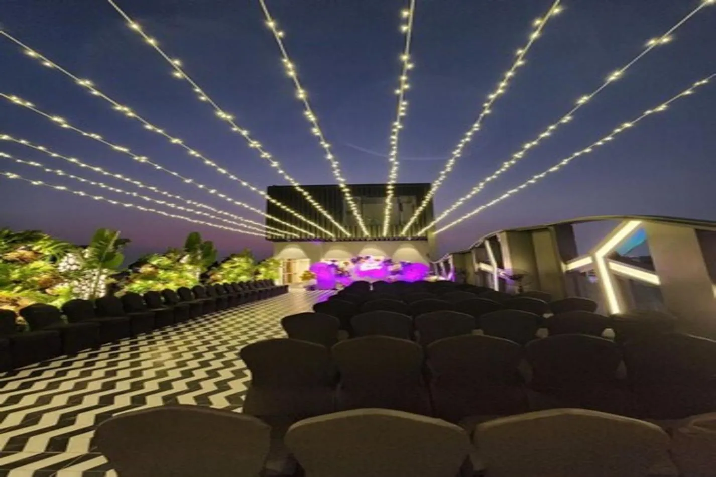 Food close-up in Dragonfly Hotel - The Art Hotel