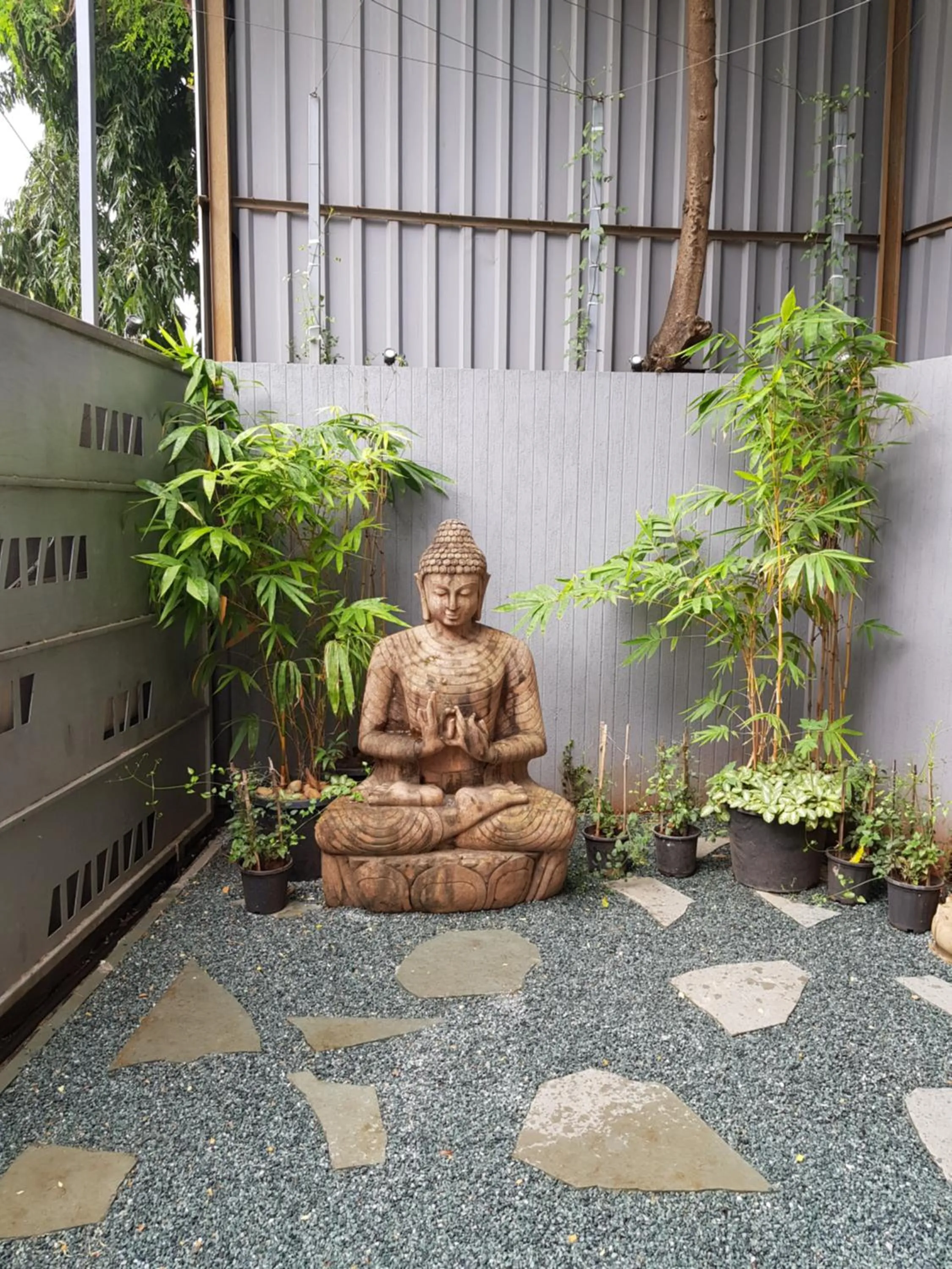 Lobby or reception in Dragonfly Hotel - The Art Hotel