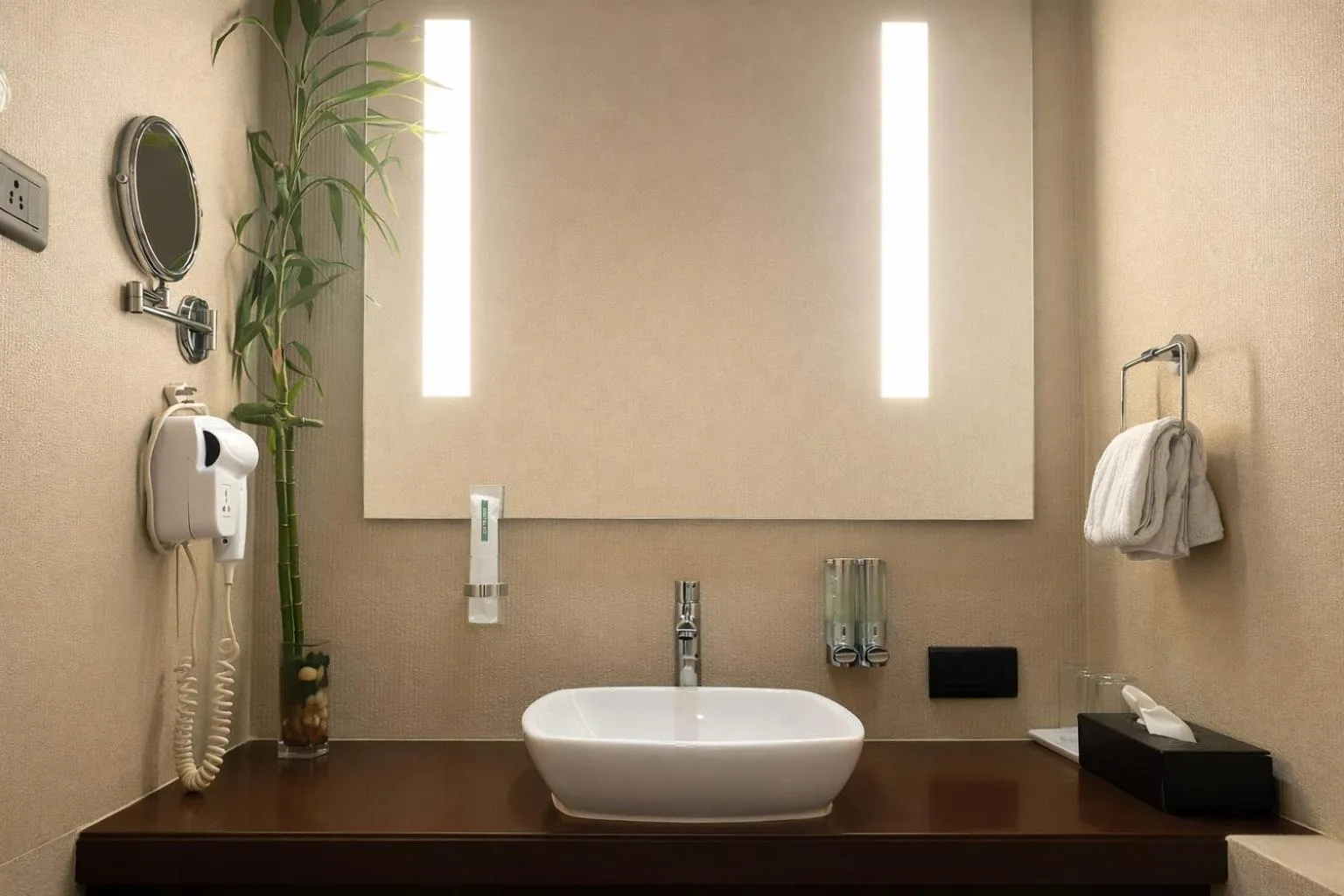 Bathroom in Dragonfly Hotel - The Art Hotel