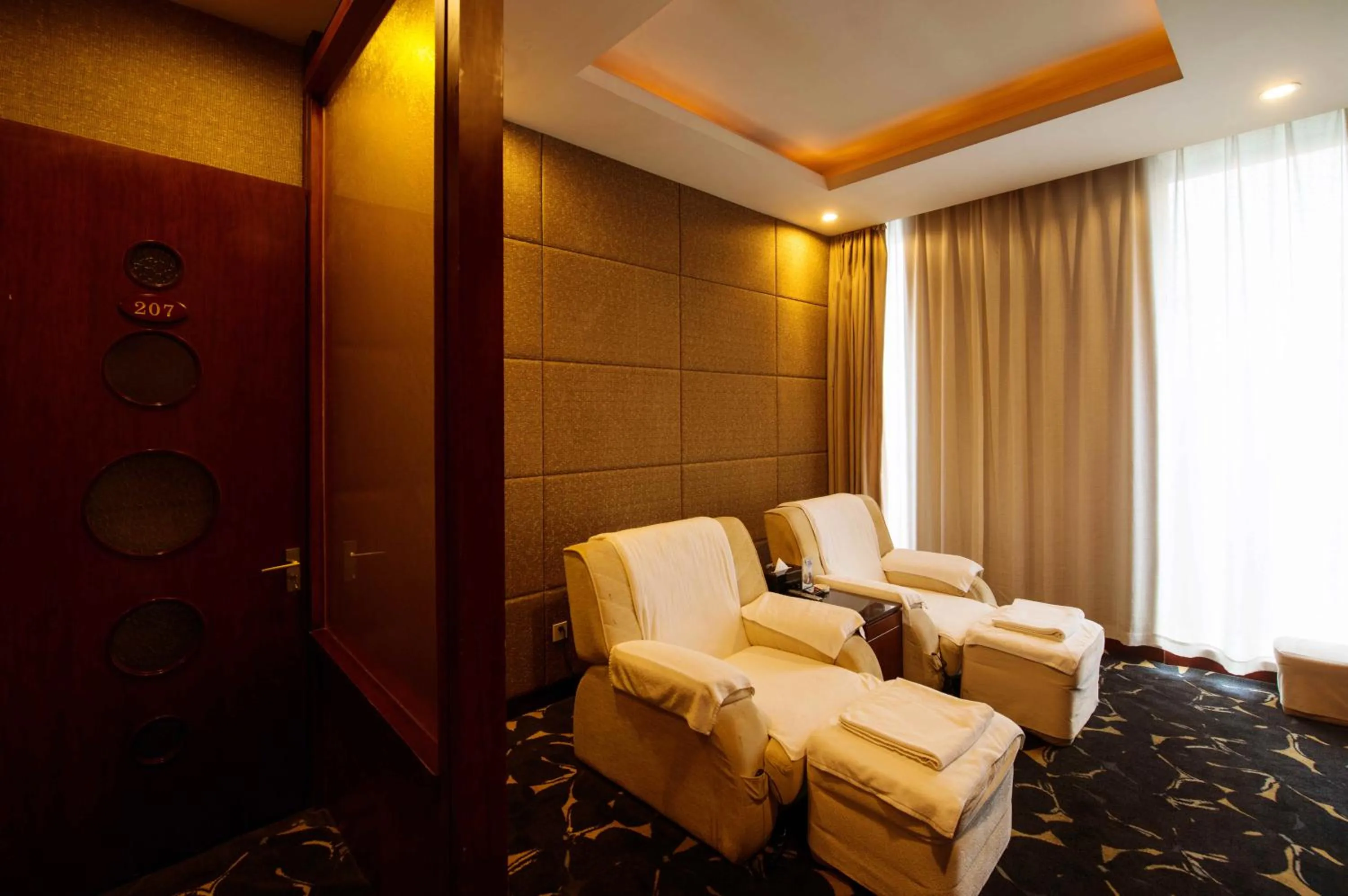 Shanghai Yuehua Hotel