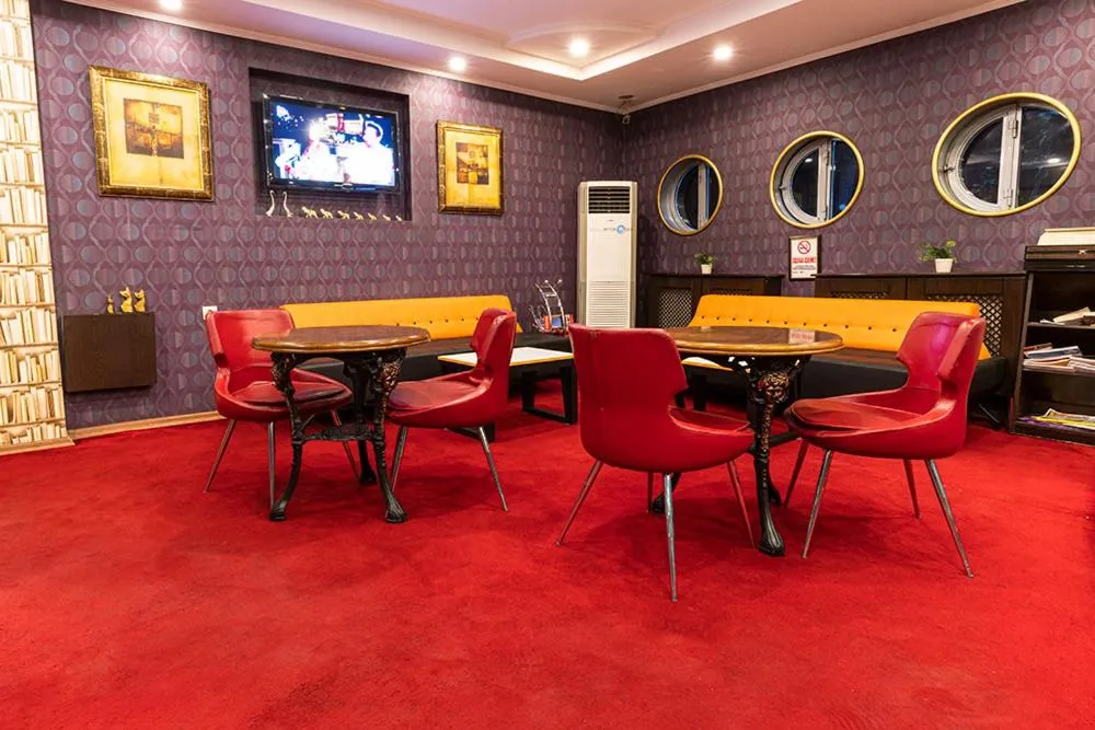 Lobby or reception in Pamuk City Hotel