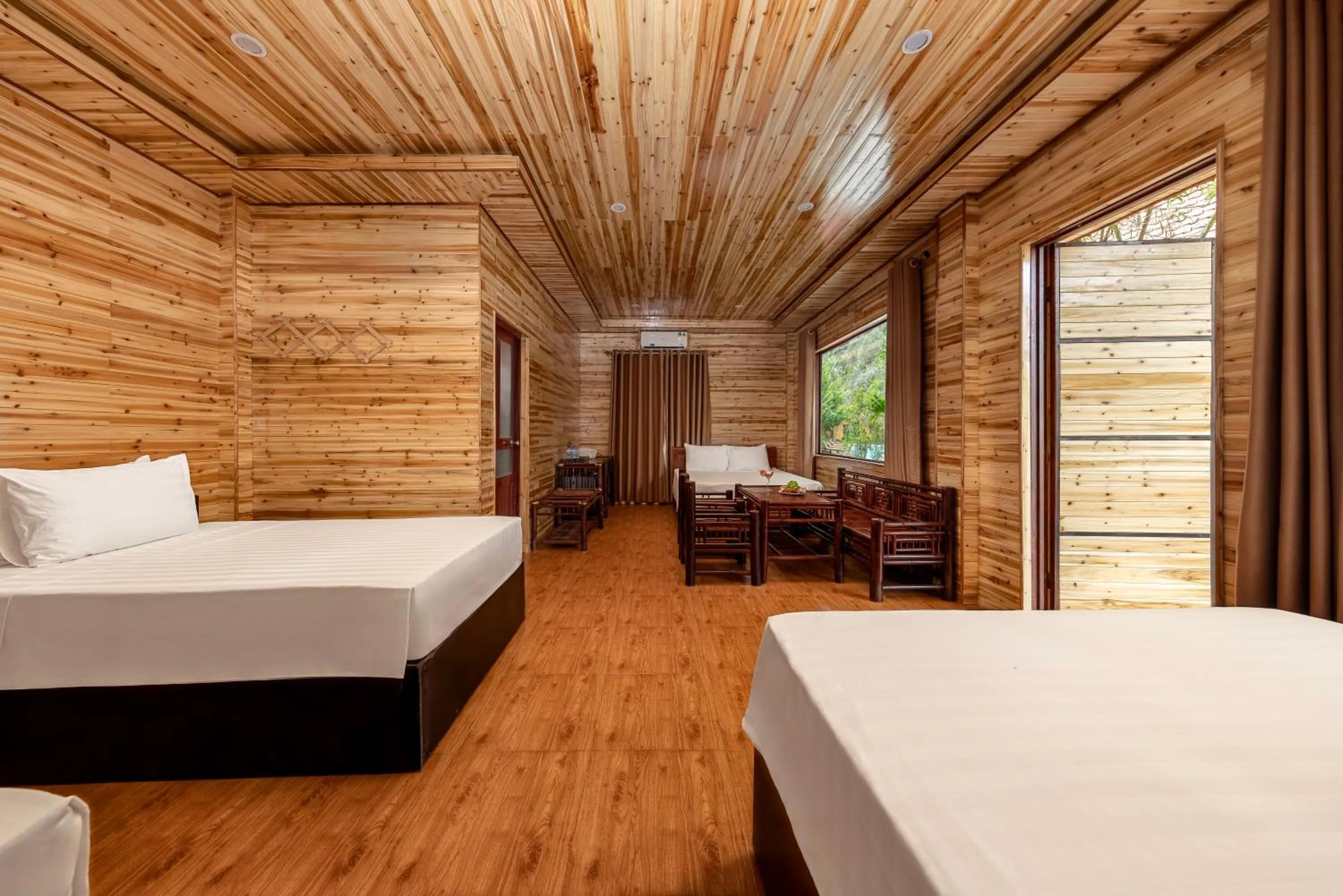 Shower, Bed in Tam Coc Rocky Bungalow