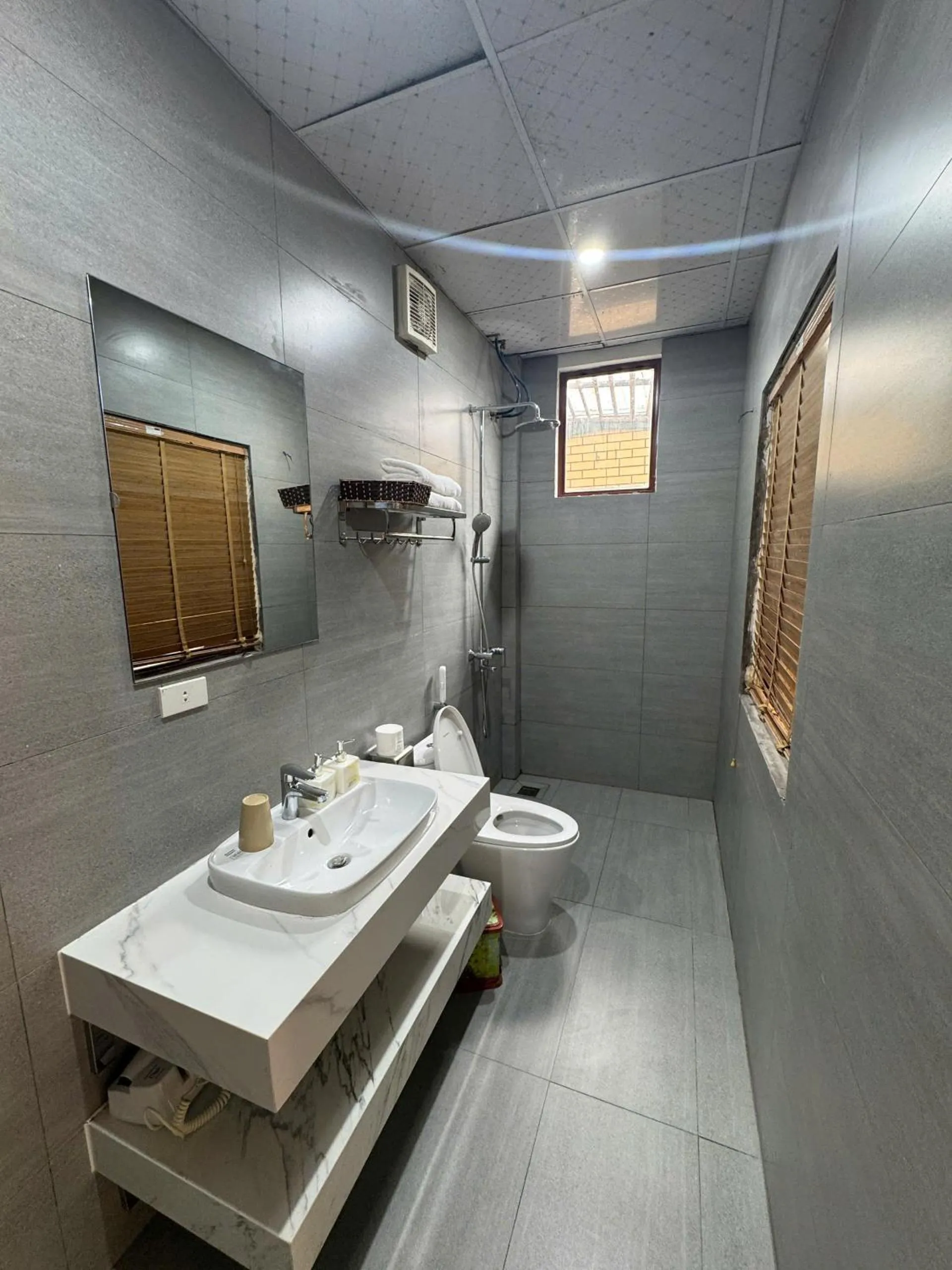 Shower in Tam Coc Rocky Bungalow