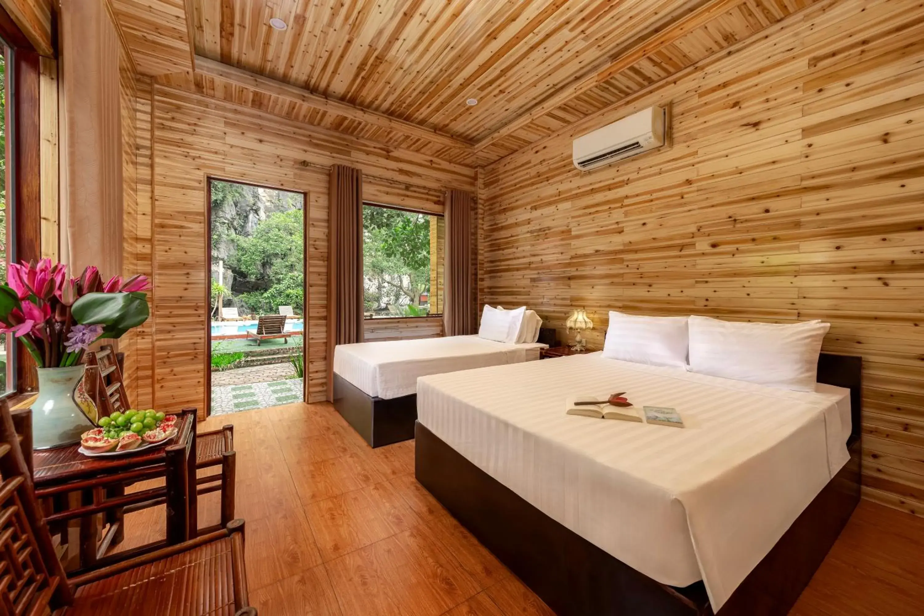 Deluxe Triple Room in Tam Coc Rocky Bungalow Deluxe Triple Room in Tam Coc Rocky Bungalow