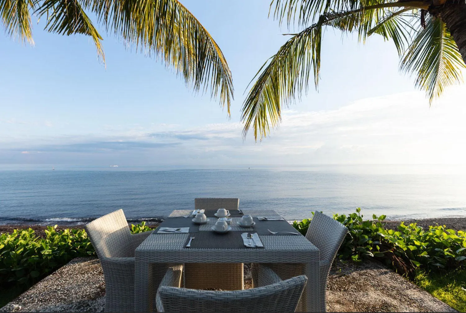 Dining area in Poinciana Resort