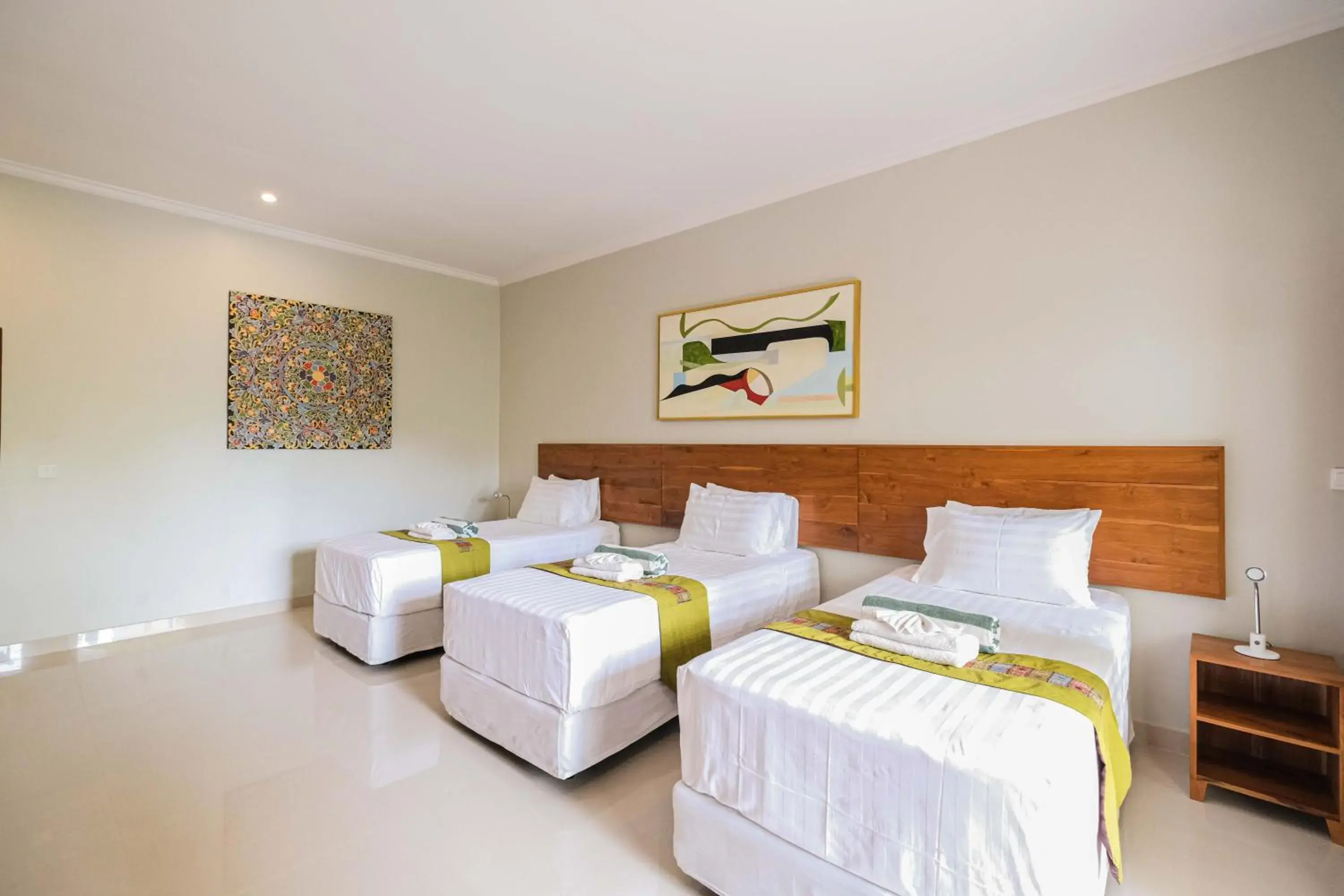 Triple Room with Garden View in Poinciana Resort Triple Room with Garden View in Poinciana Resort