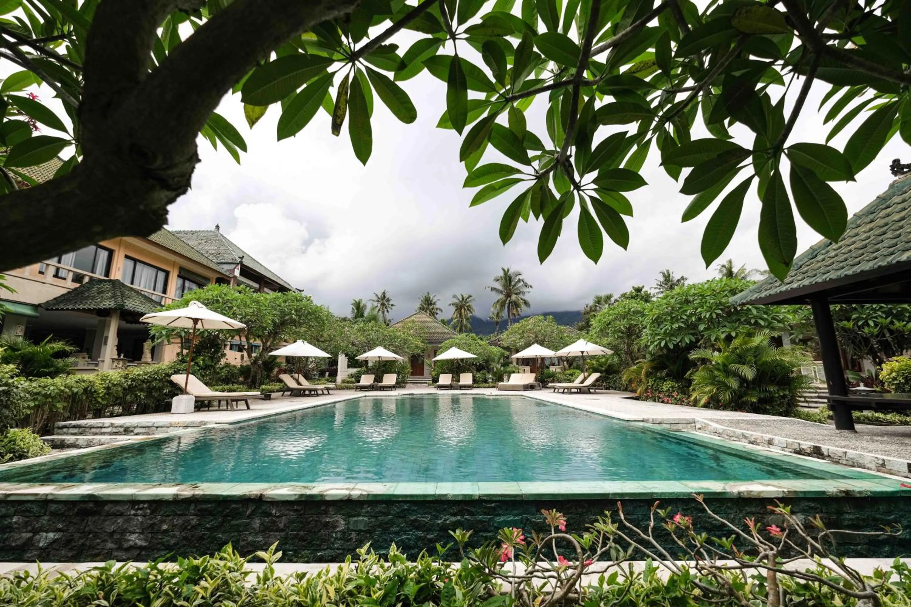Pool view in Poinciana Resort