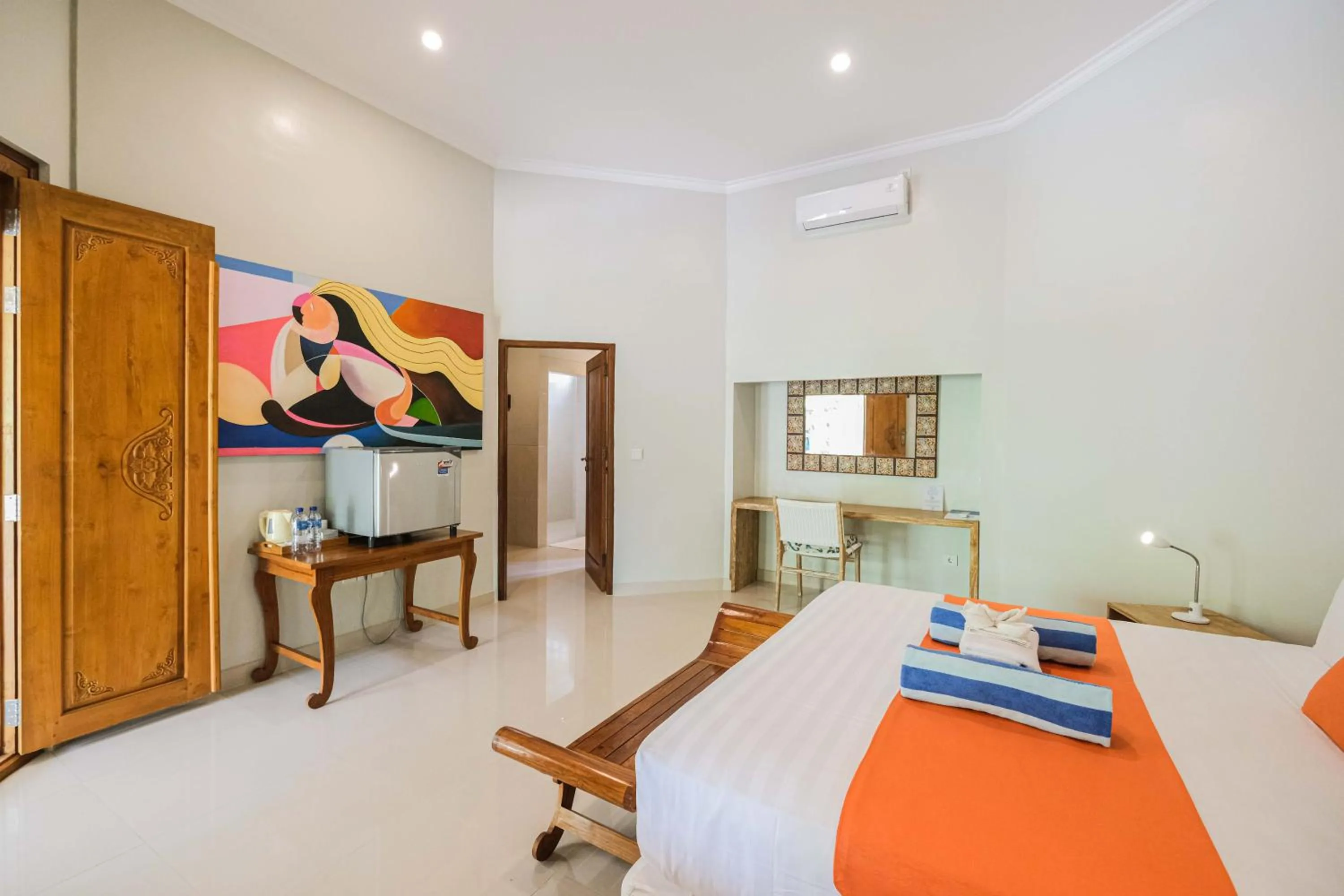 Bed in Poinciana Resort