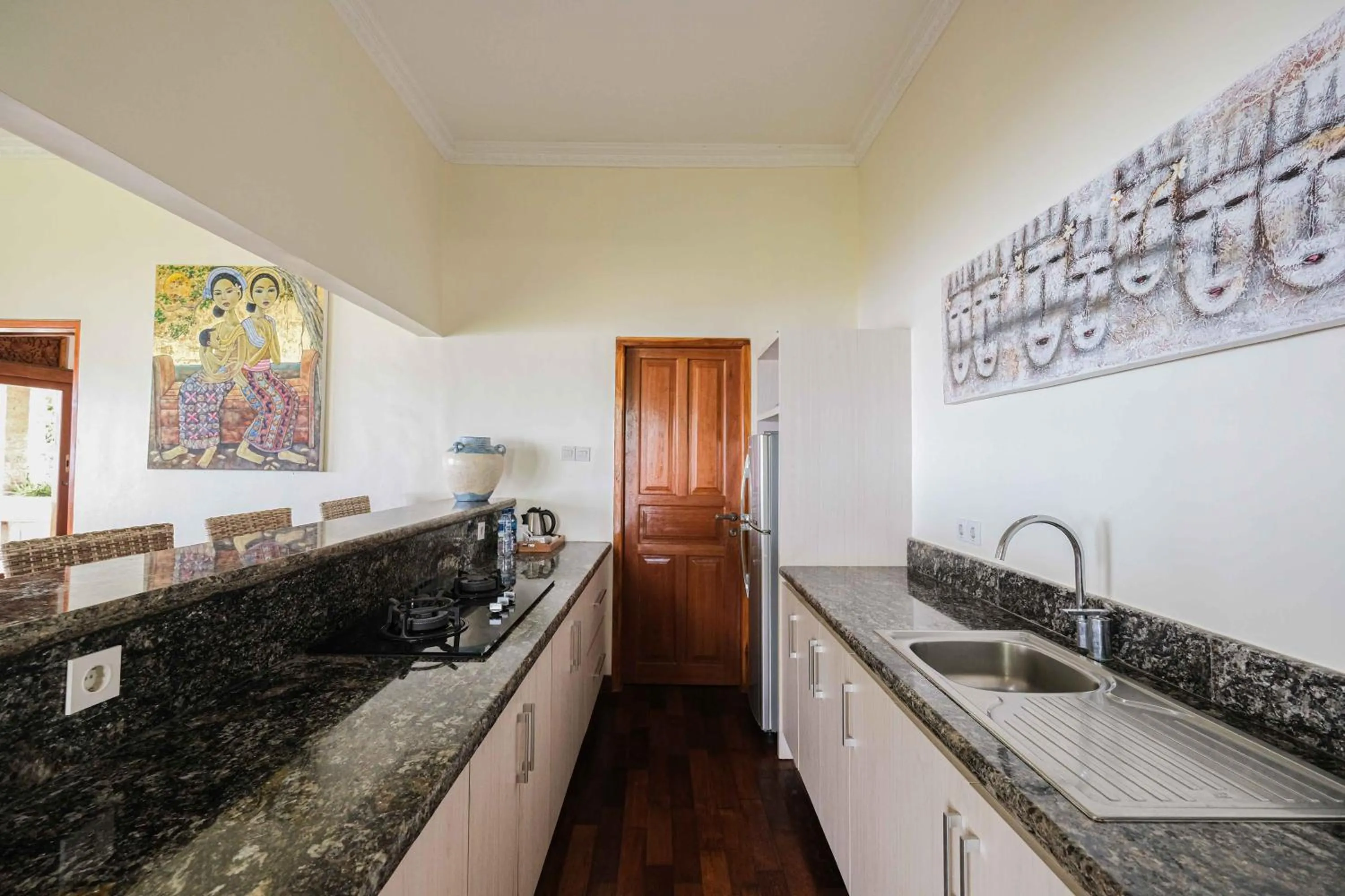 Seating area in Poinciana Resort