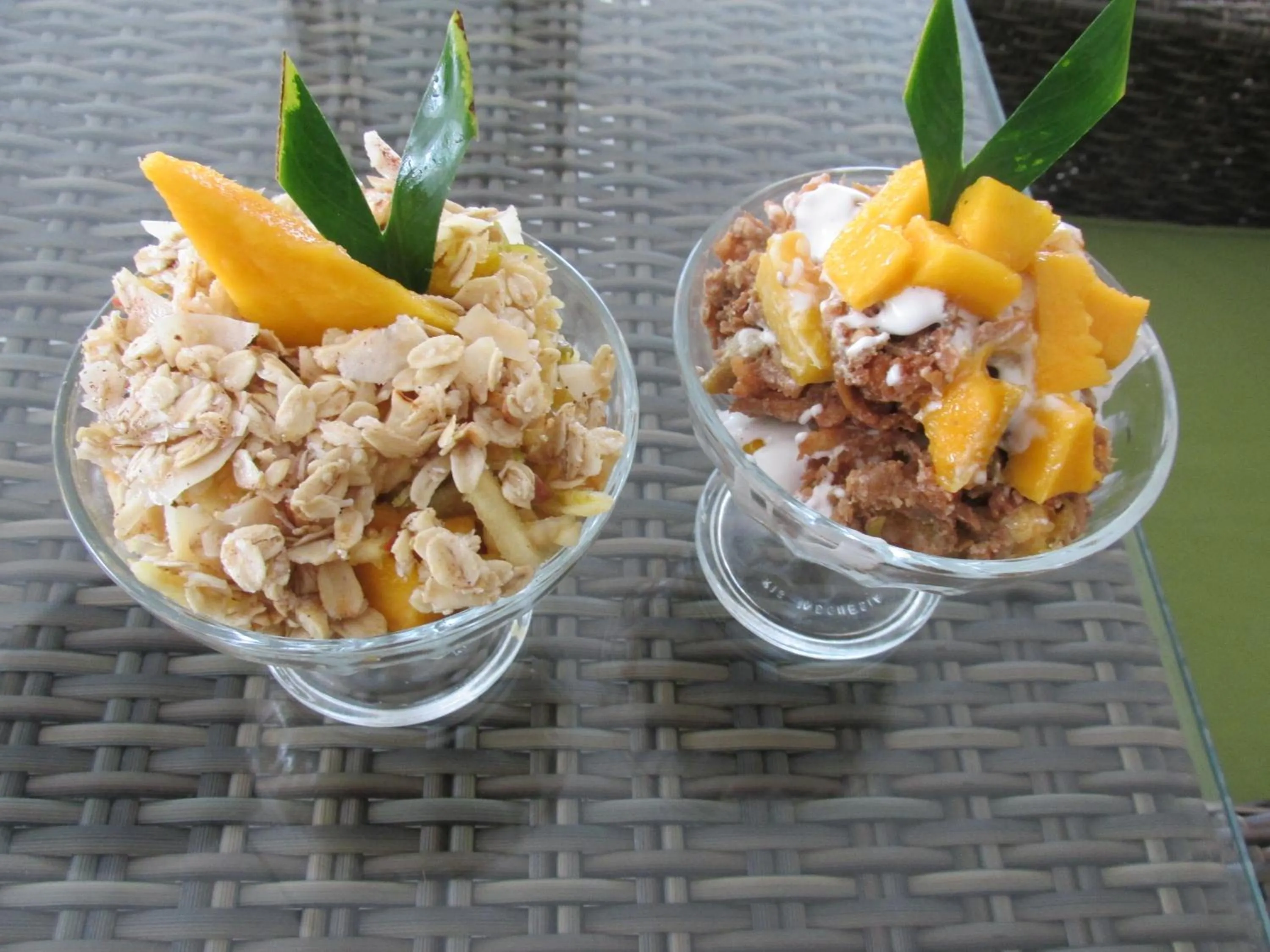 Food and drinks in Poinciana Resort