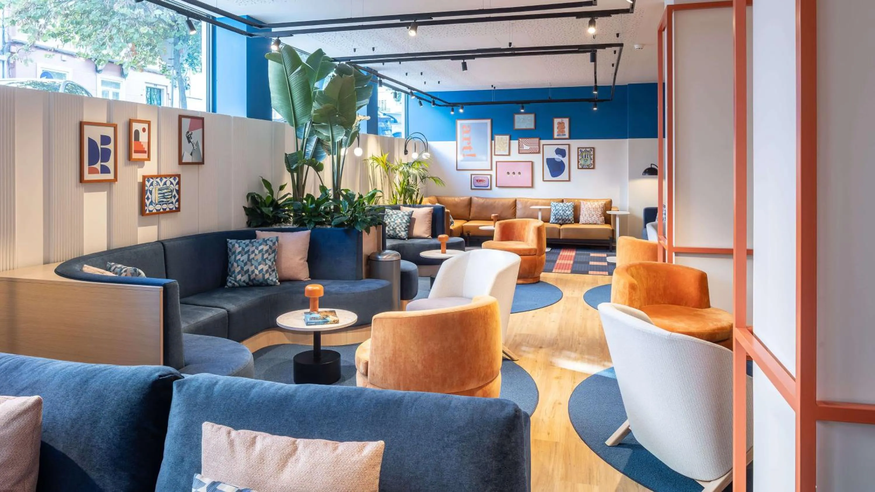 Property building in Holiday Inn Express & Suites Lisbon - Príncipe Real by IHG