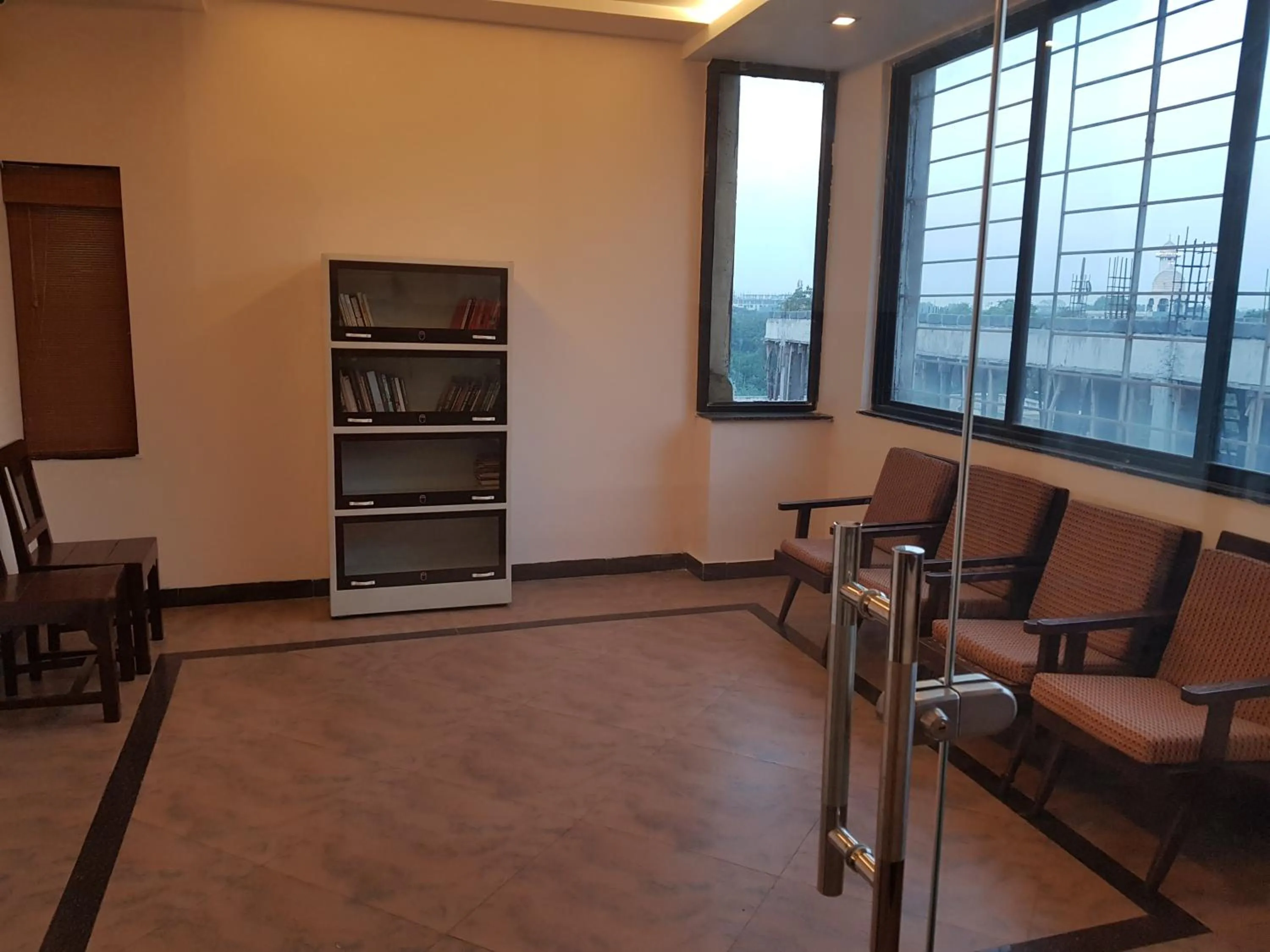 Library in Hotel Meera