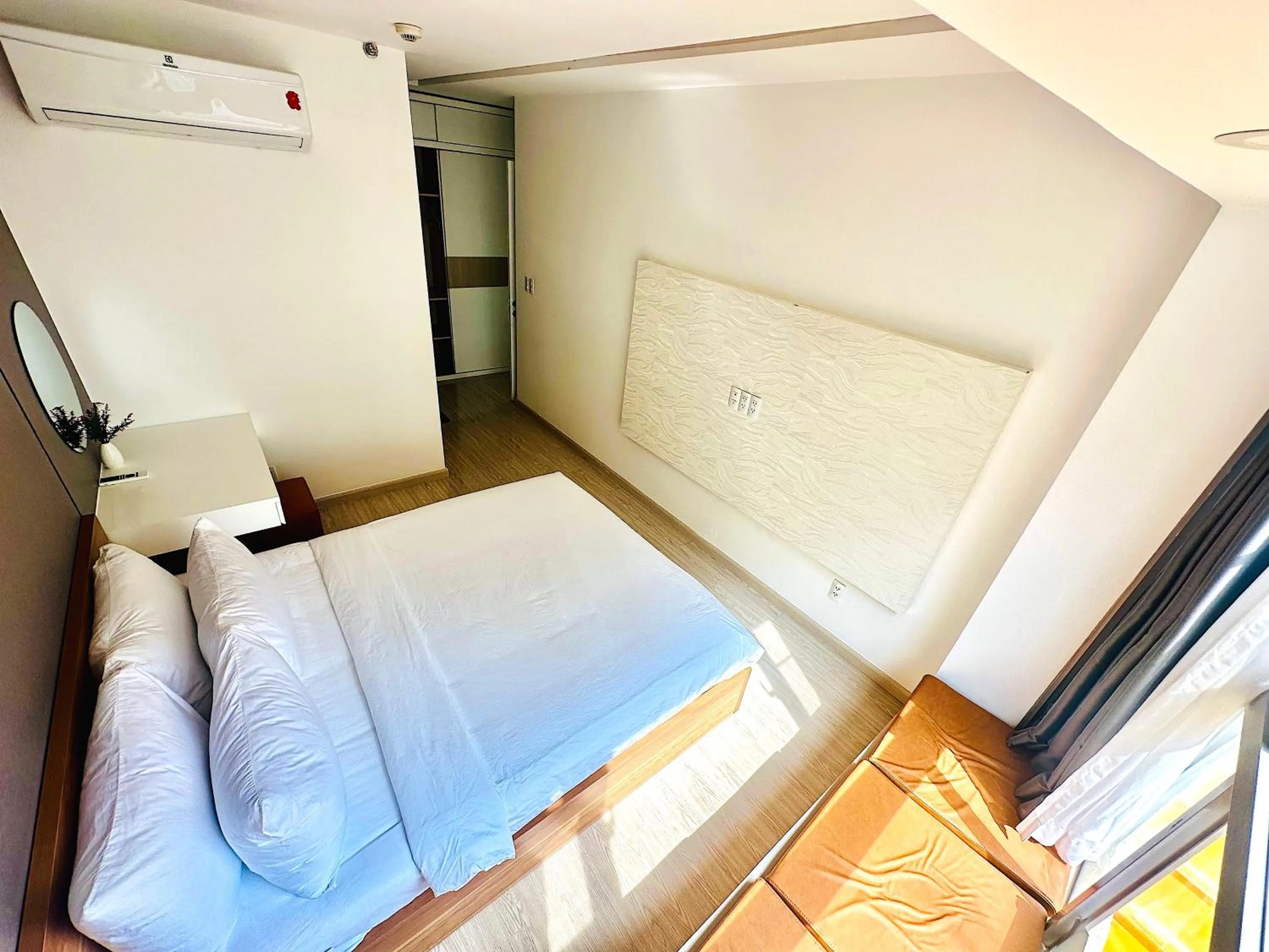 Bed in Scenic Valley Suite