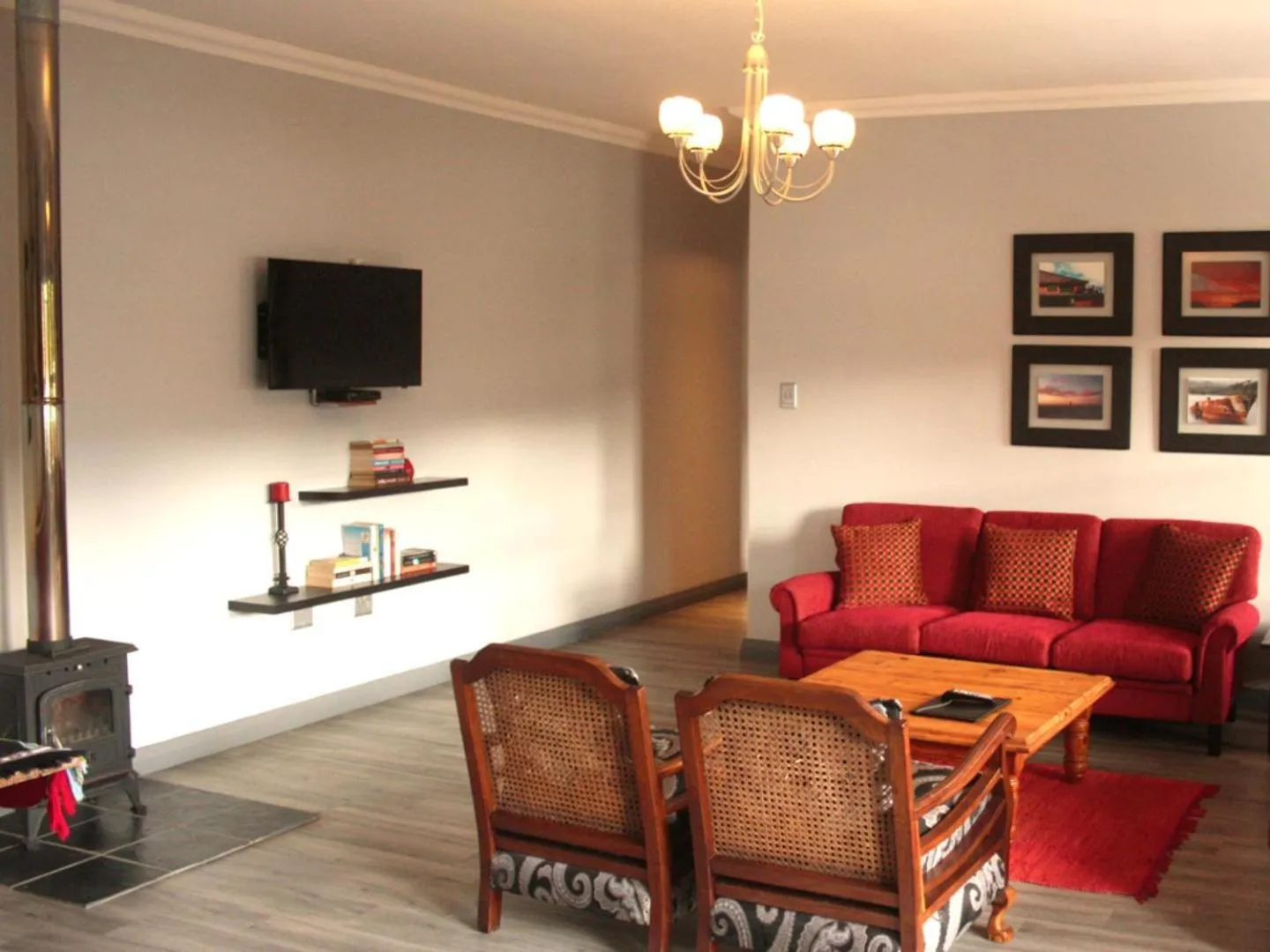 Living room in Port Del Mar Guesthouse