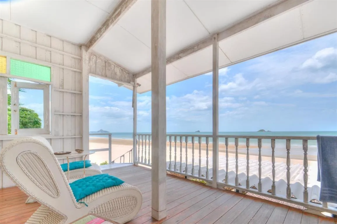 Khao Tao Beach Lodge Old Siam