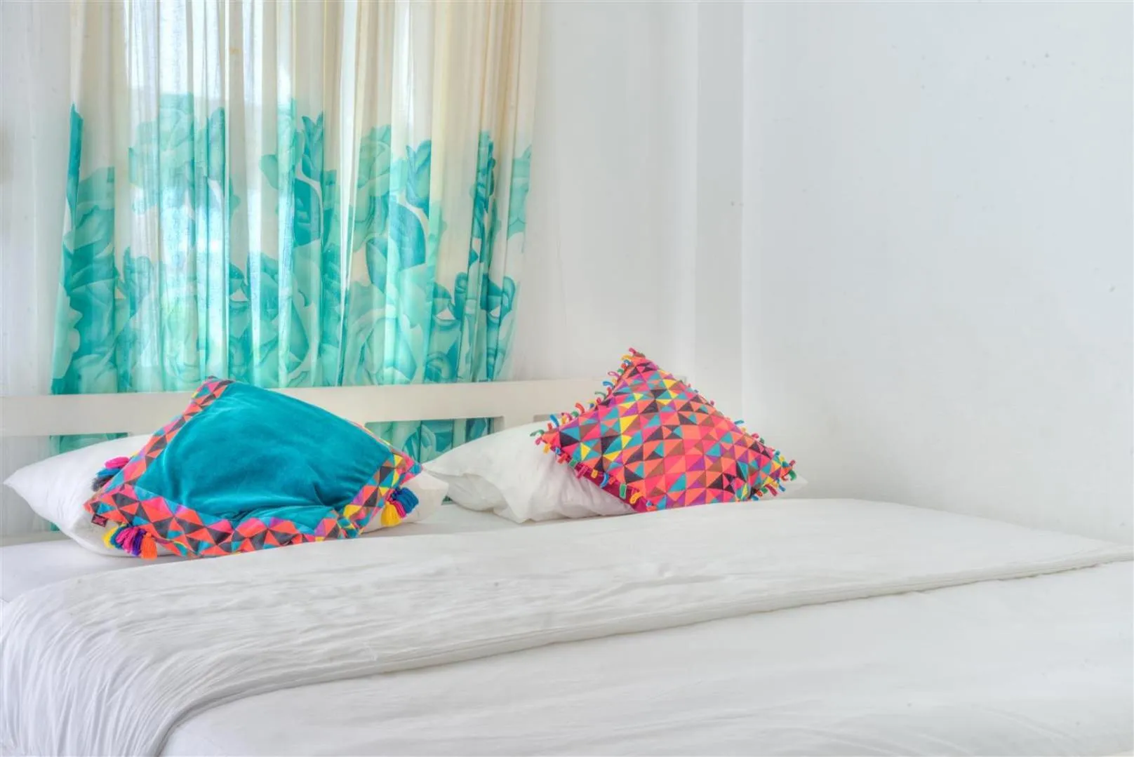 Bed in Khao Tao Beach Lodge Old Siam