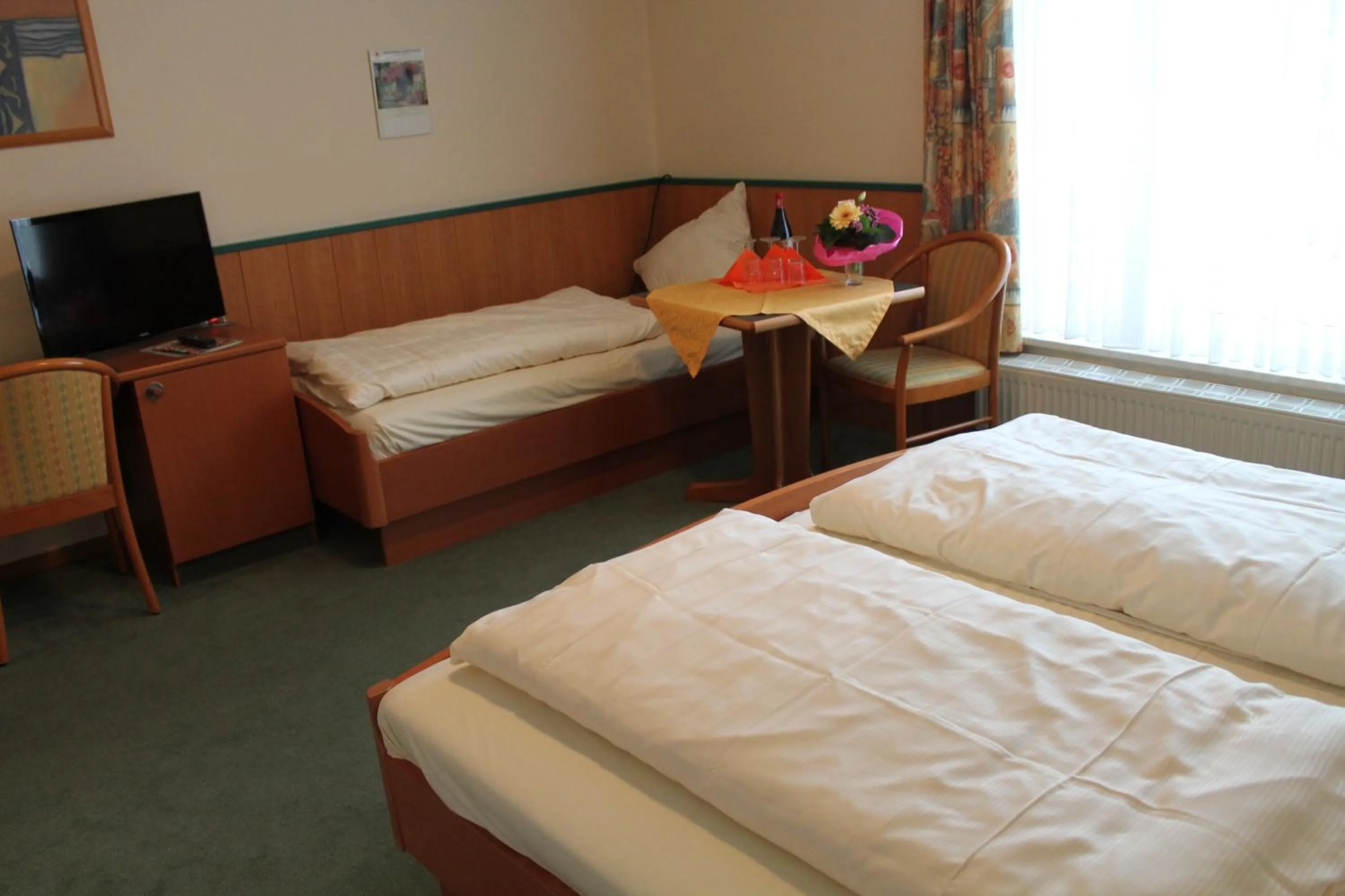 Day, Bed in Hotel Ideal