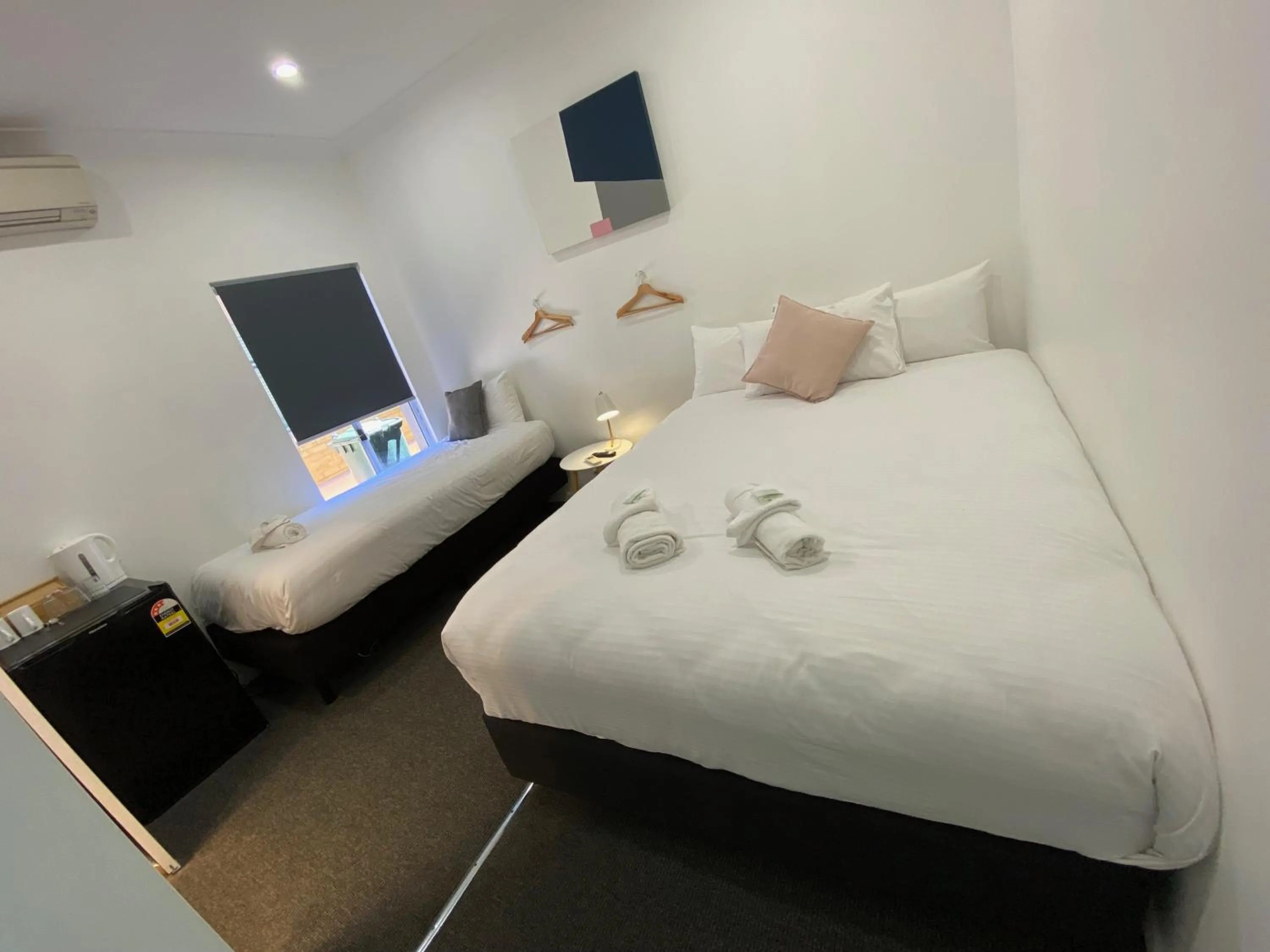 Bed in Central Motel Mudgee