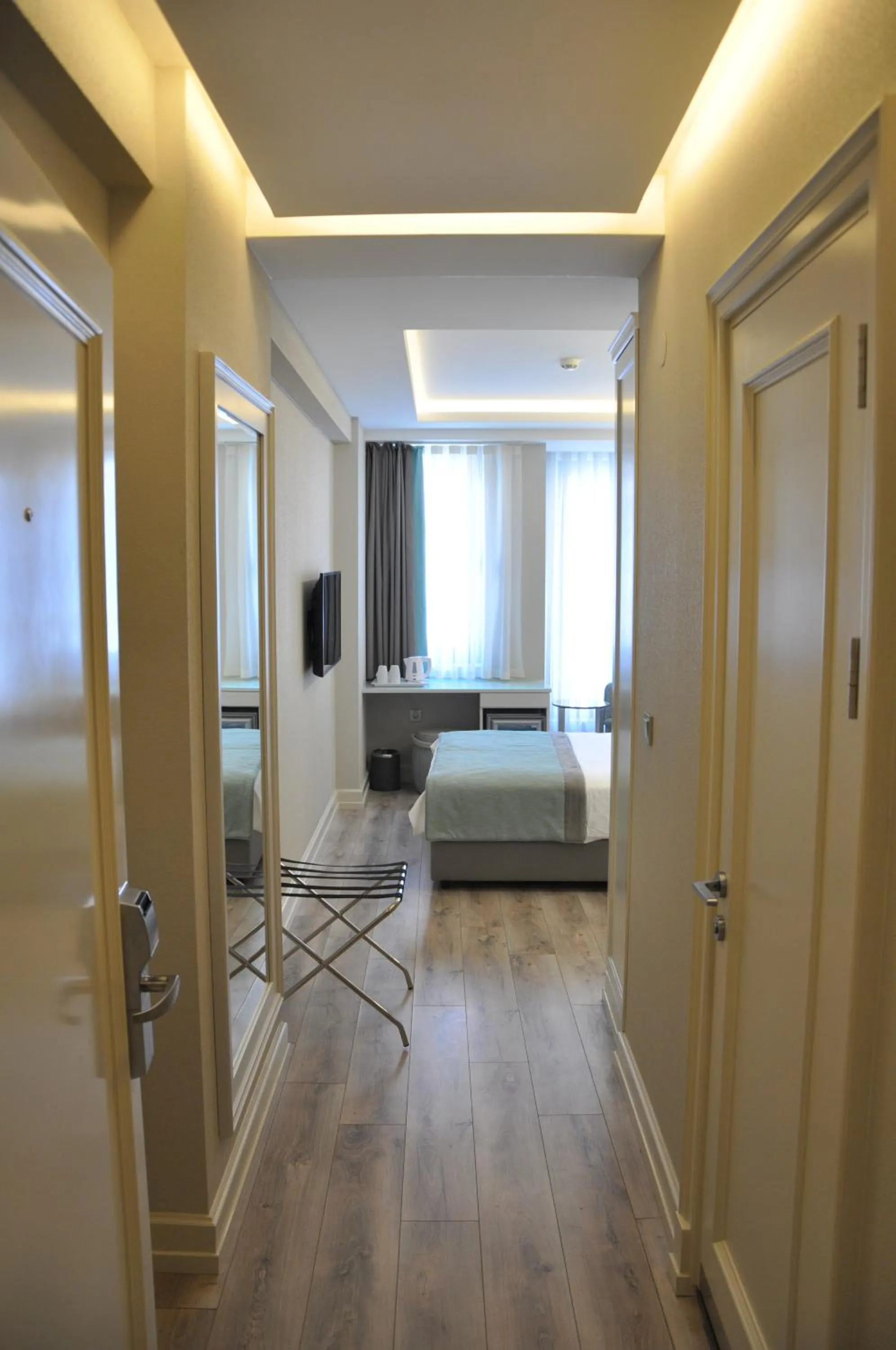 Bedroom, Bed in Centrum Suites İstanbul